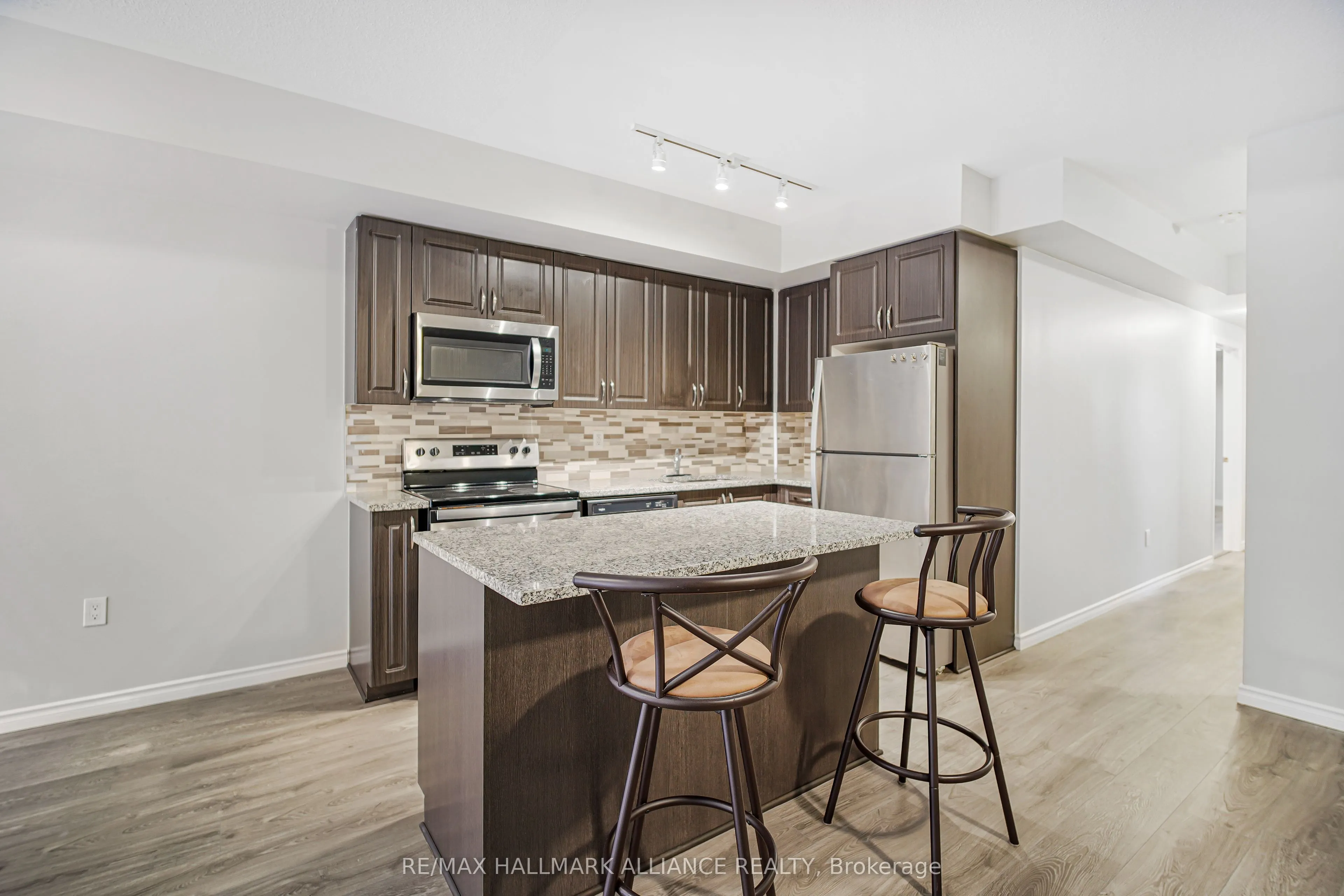 8835 Sheppard Avenue E, #111