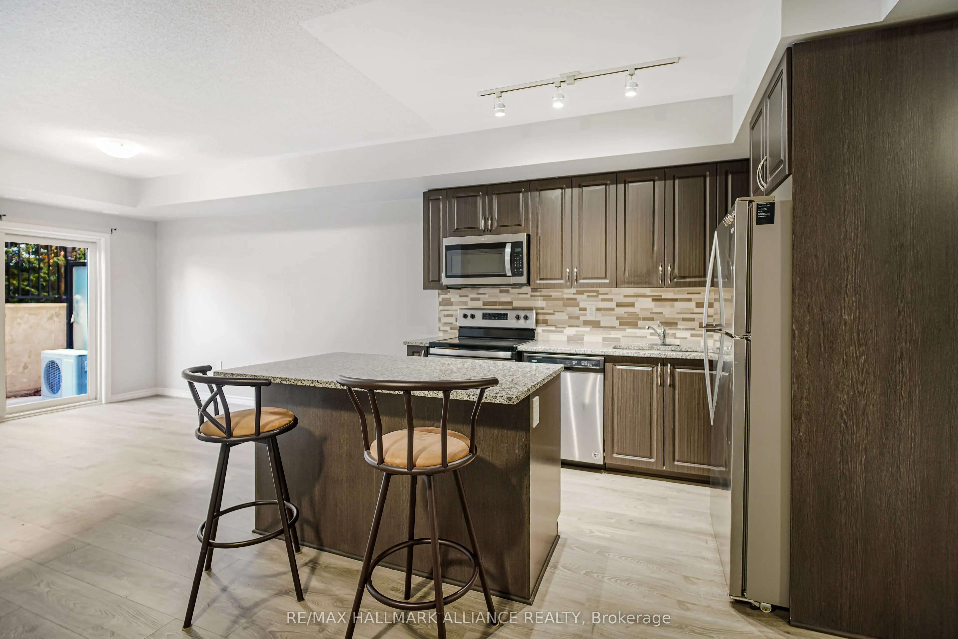 8835 Sheppard Avenue E, #111