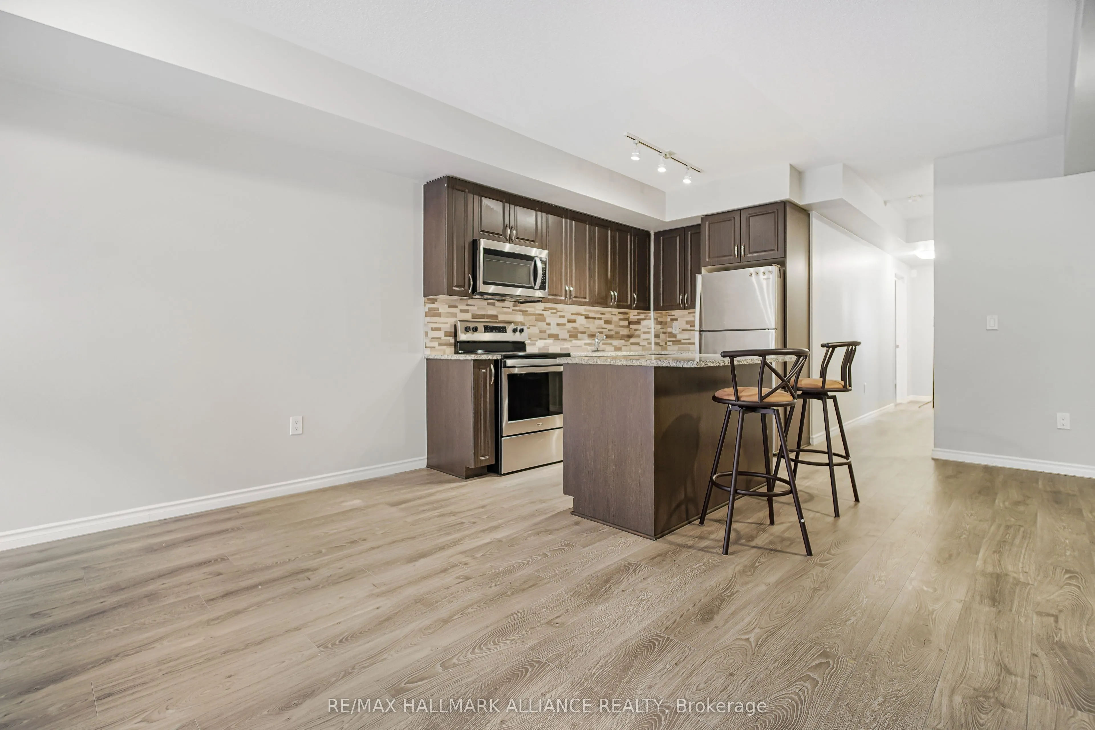 8835 Sheppard Avenue E, #111
