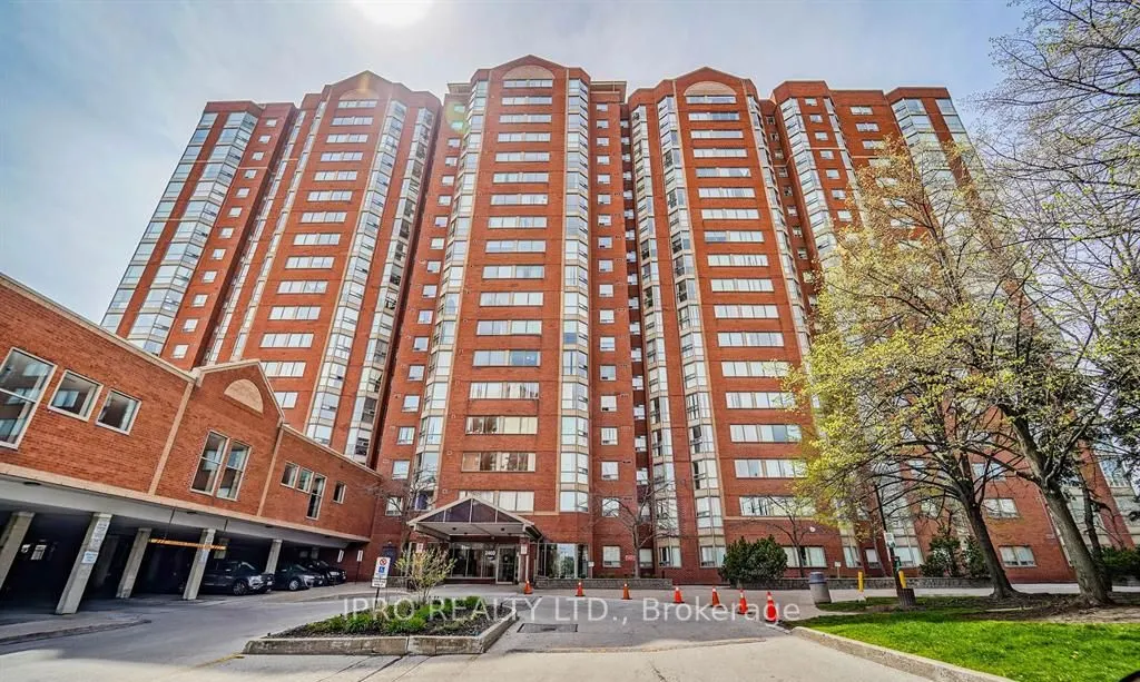 2460 EGLINTON Avenue E, #918
