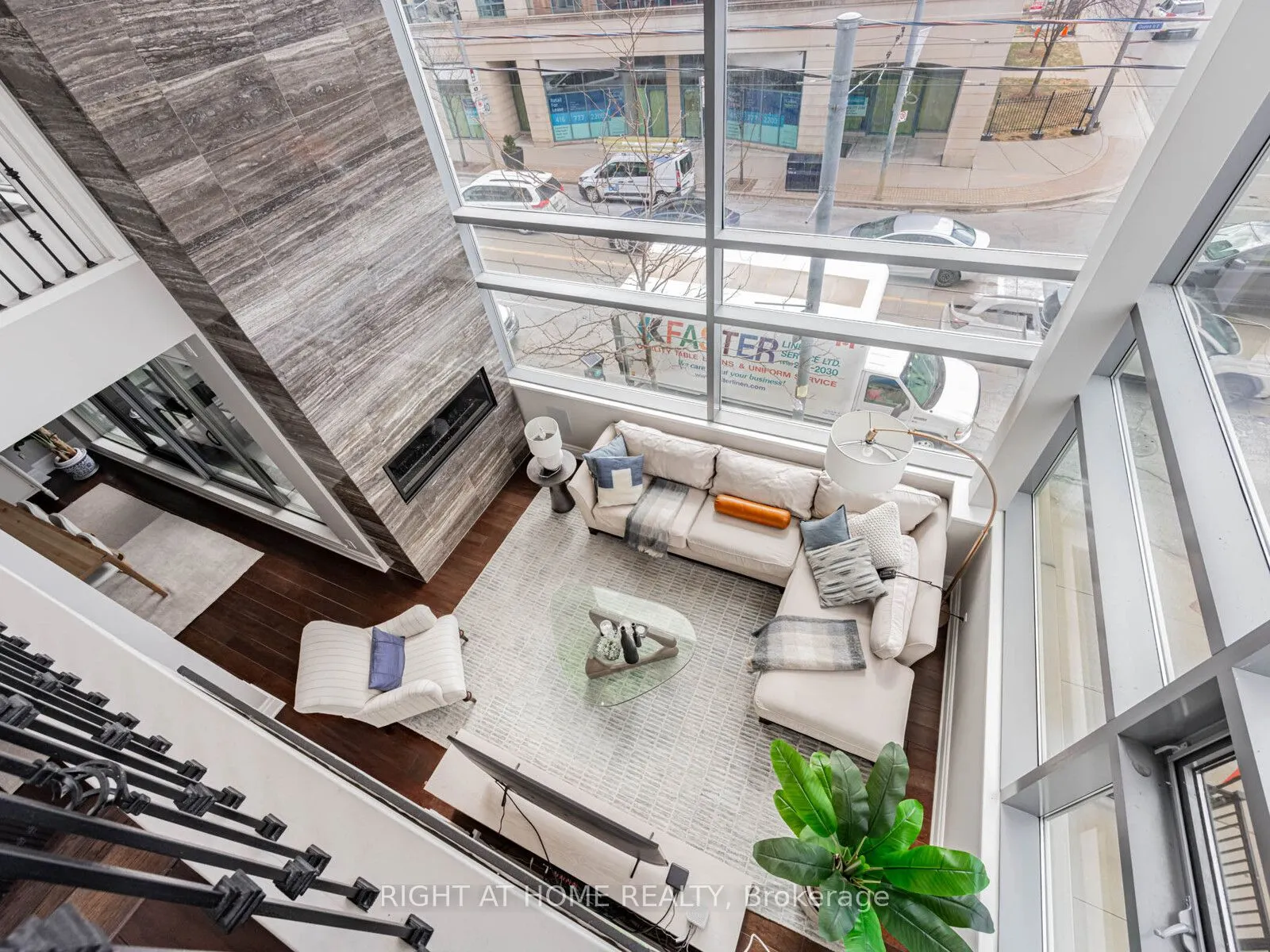 1 Rainsford Road, #204