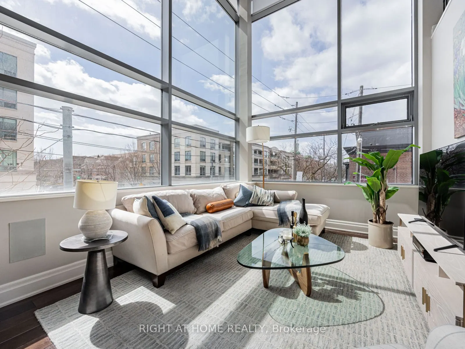 1 Rainsford Road, #204