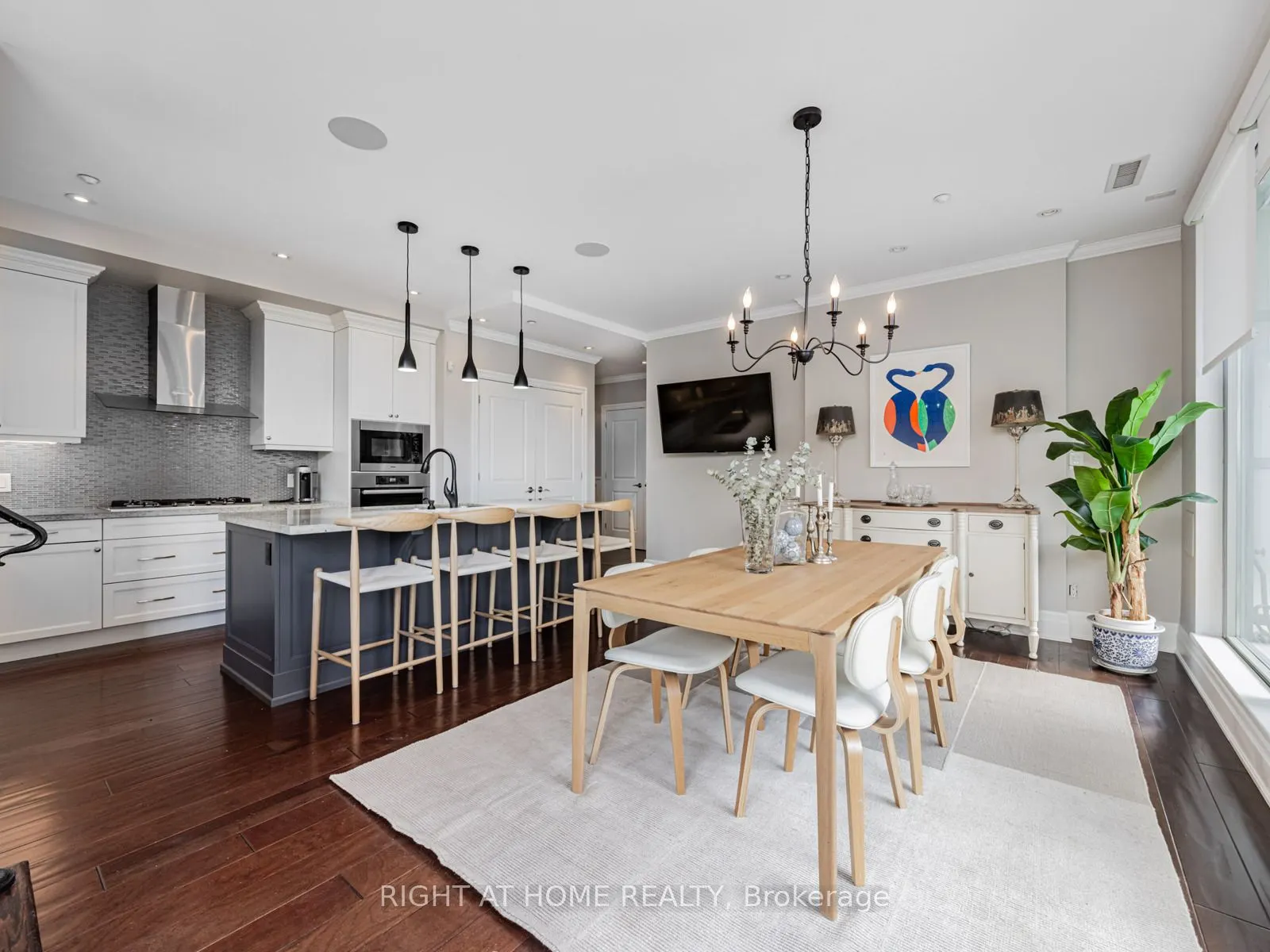 1 Rainsford Road, #204