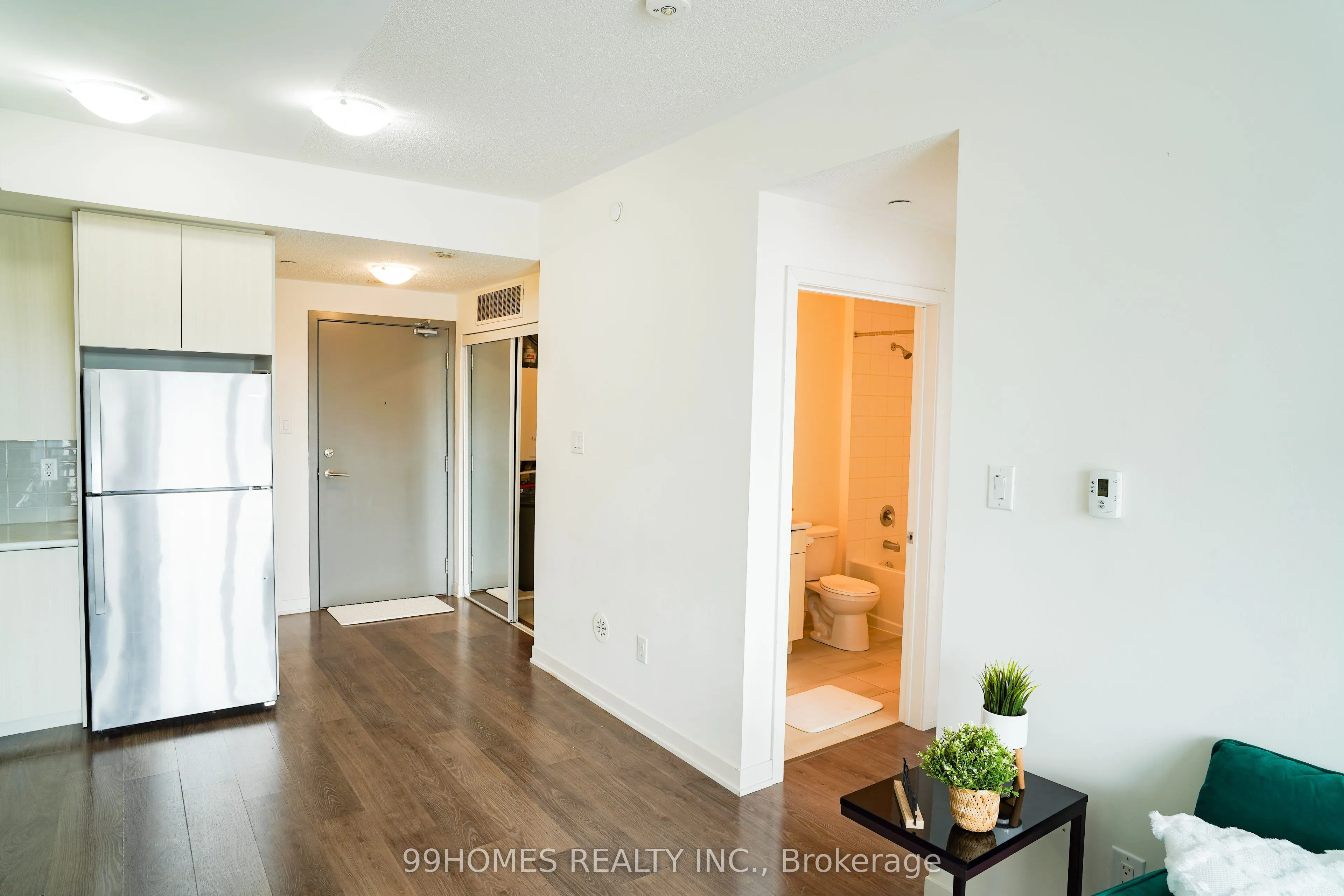 5155 Sheppard Avenue E #608