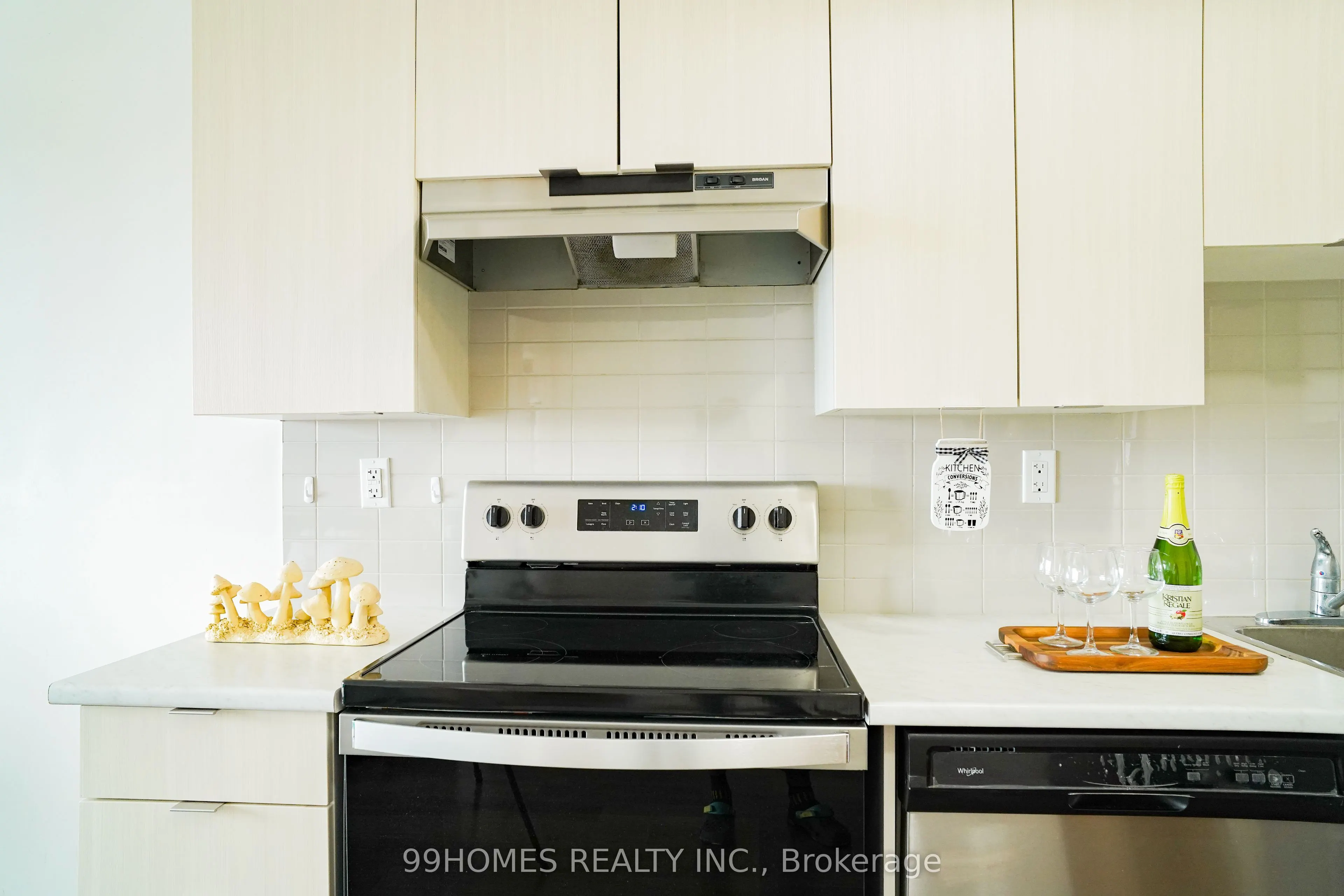 5155 Sheppard Avenue E #608