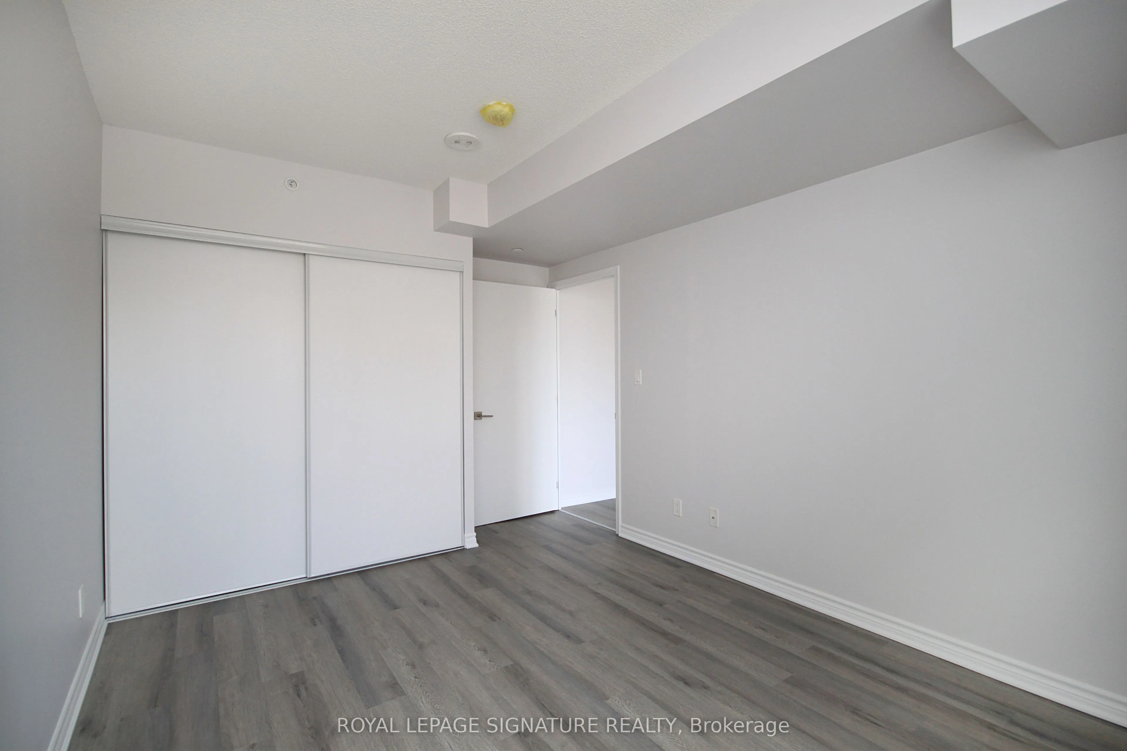 1 Falaise Road, #212