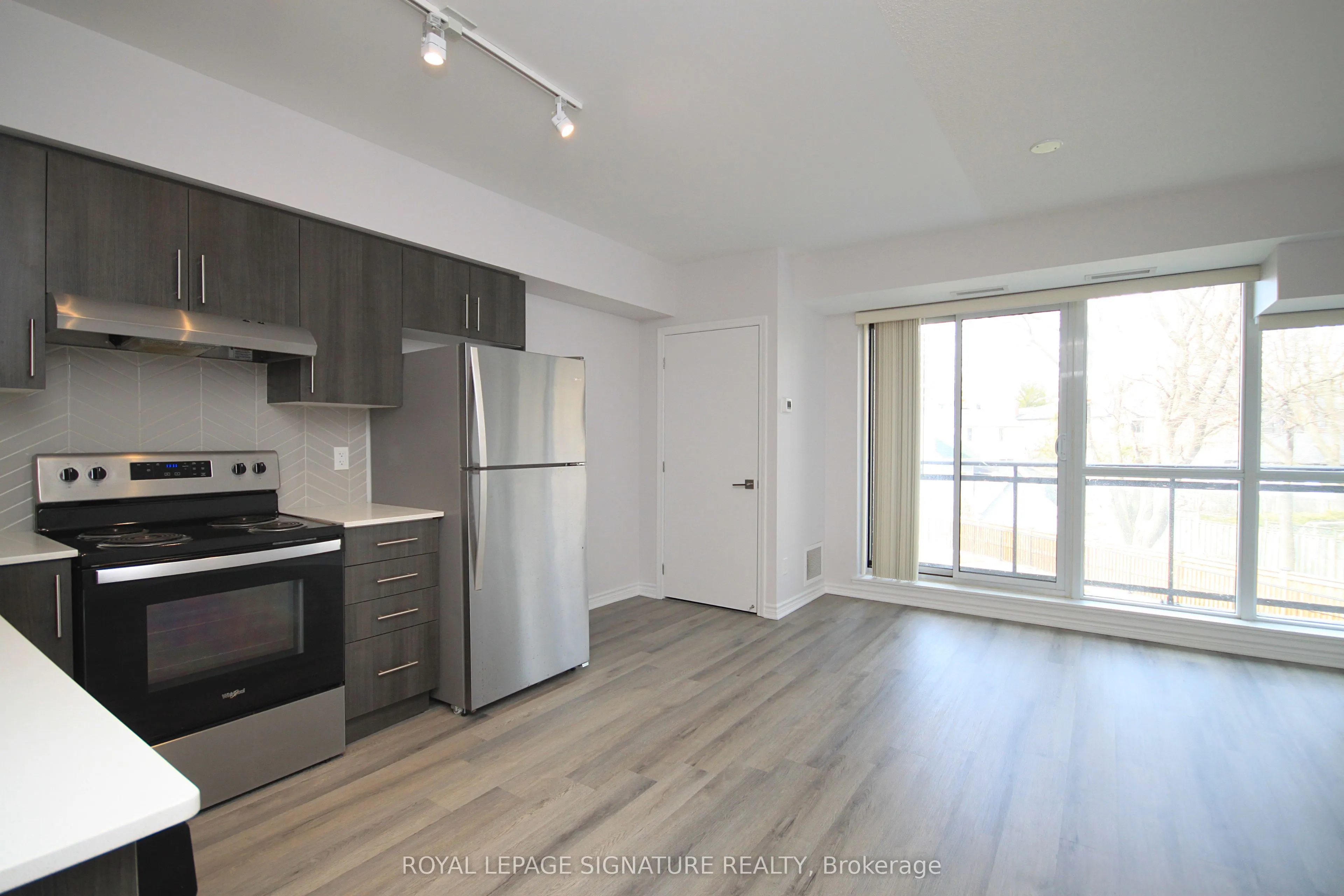 1 Falaise Road, #212