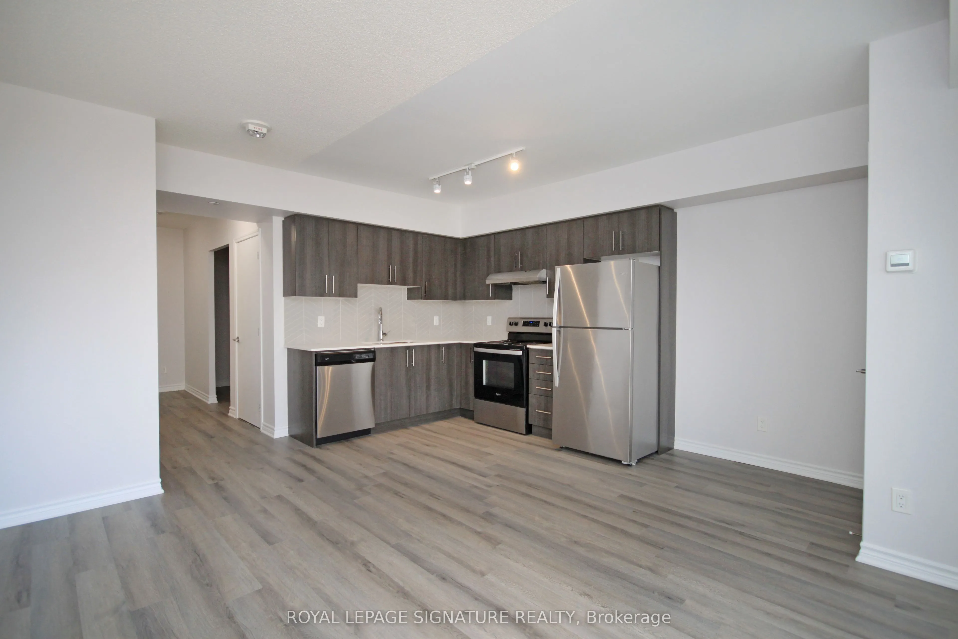 1 Falaise Road, #212