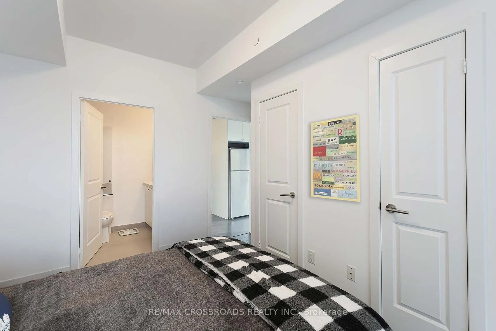 2799 Kingston Road #305