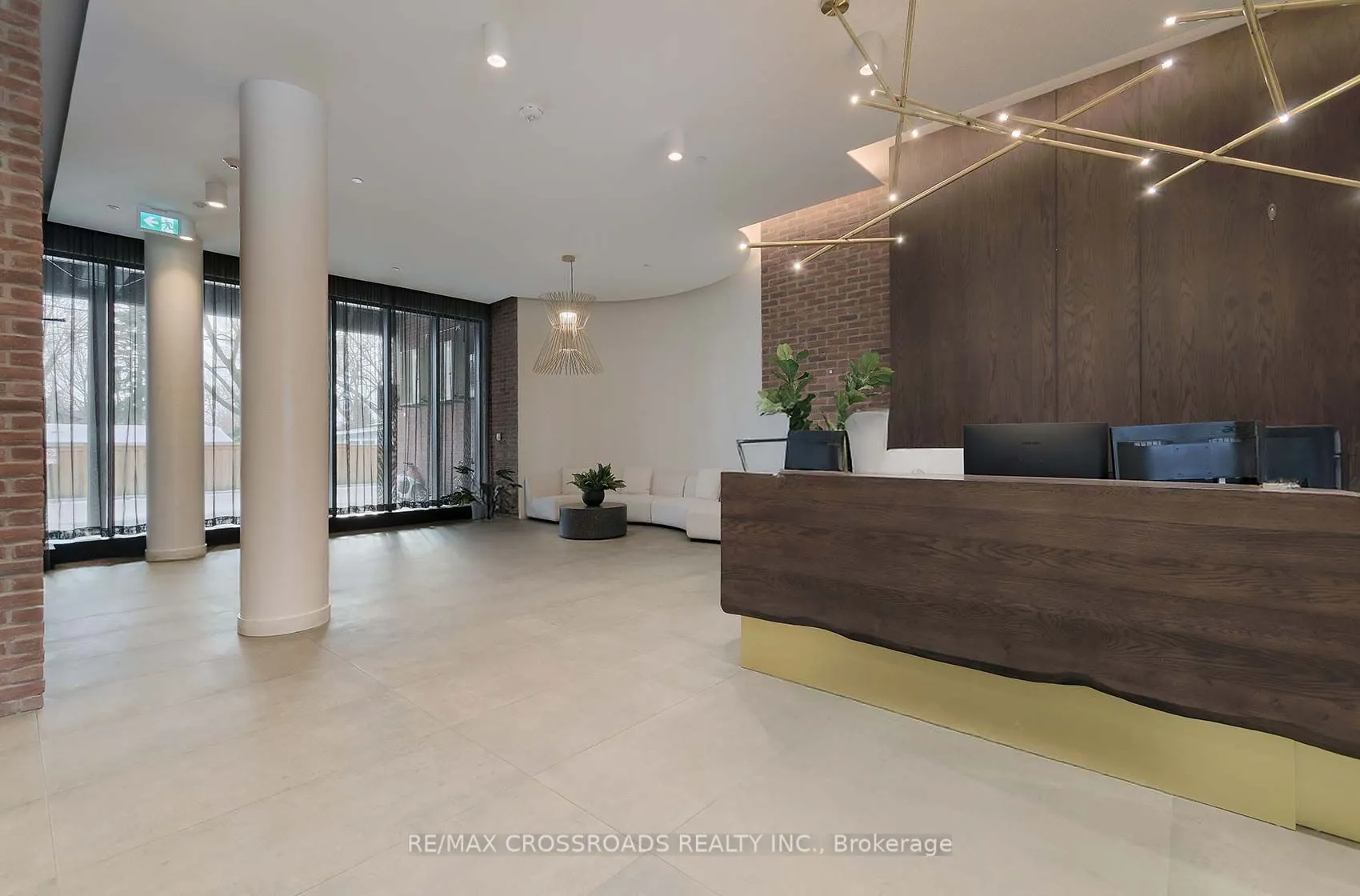 2799 Kingston Road #305