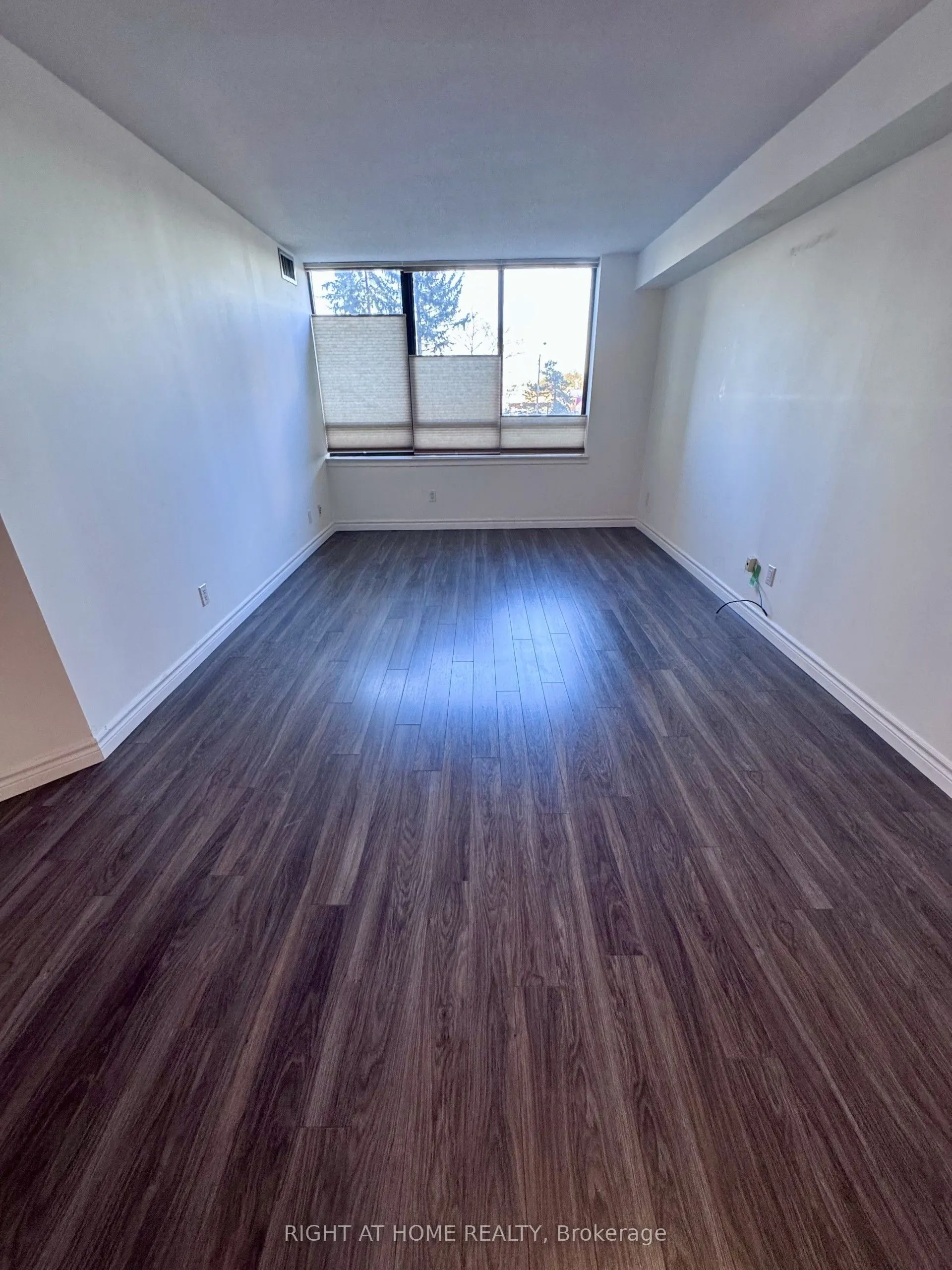 75 Bamburgh Circle, #222