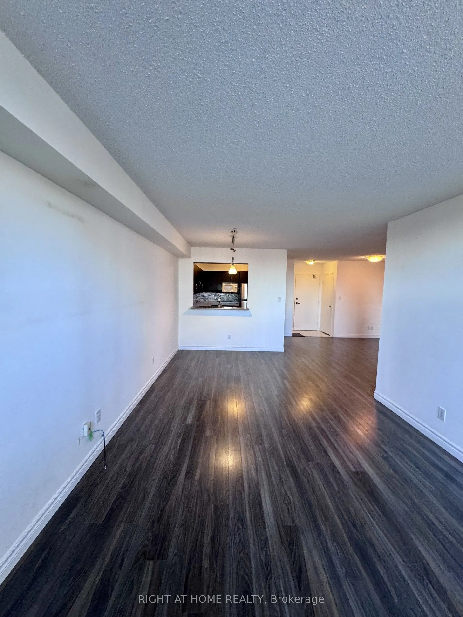 75 Bamburgh Circle, #222