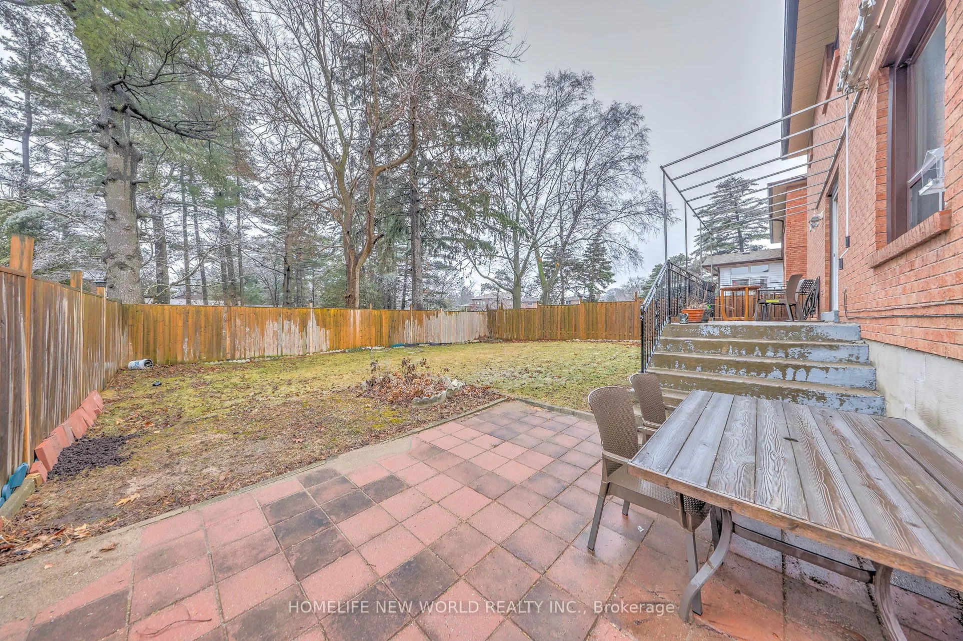 3435 Ellesmere Road