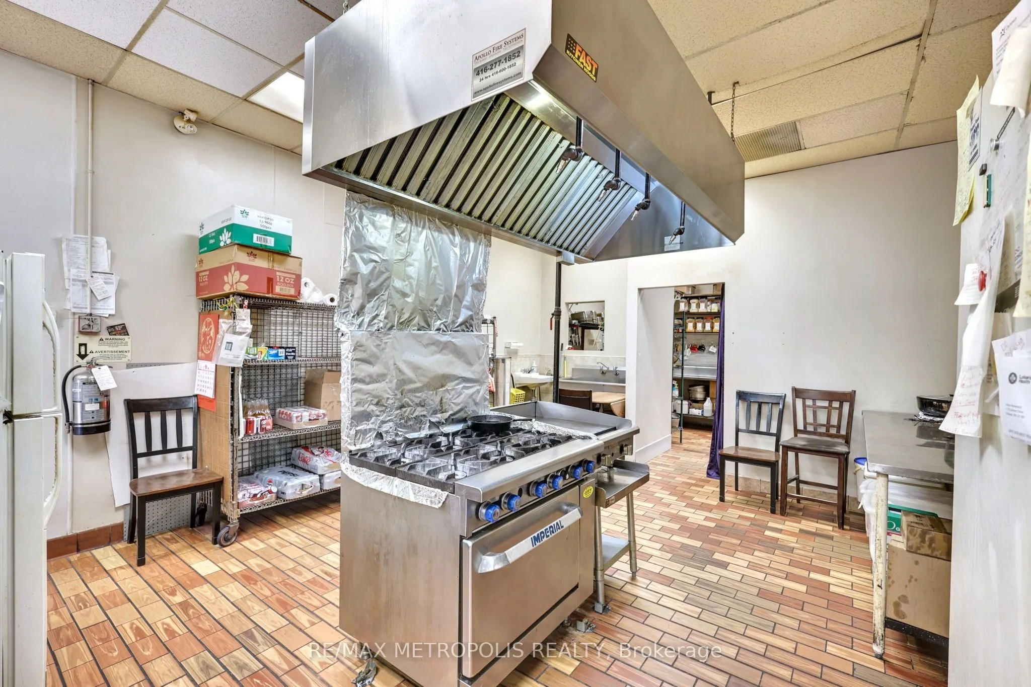 1051 SIMCOE Street N, #F5