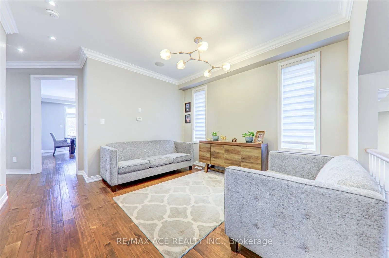56 Stockell Crescent