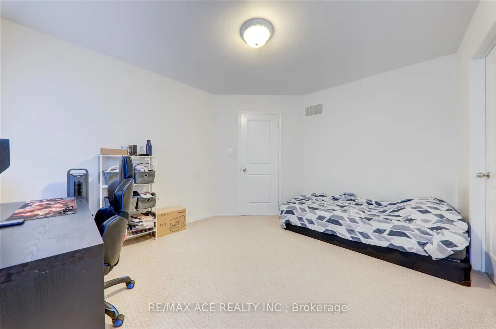 56 Stockell Crescent