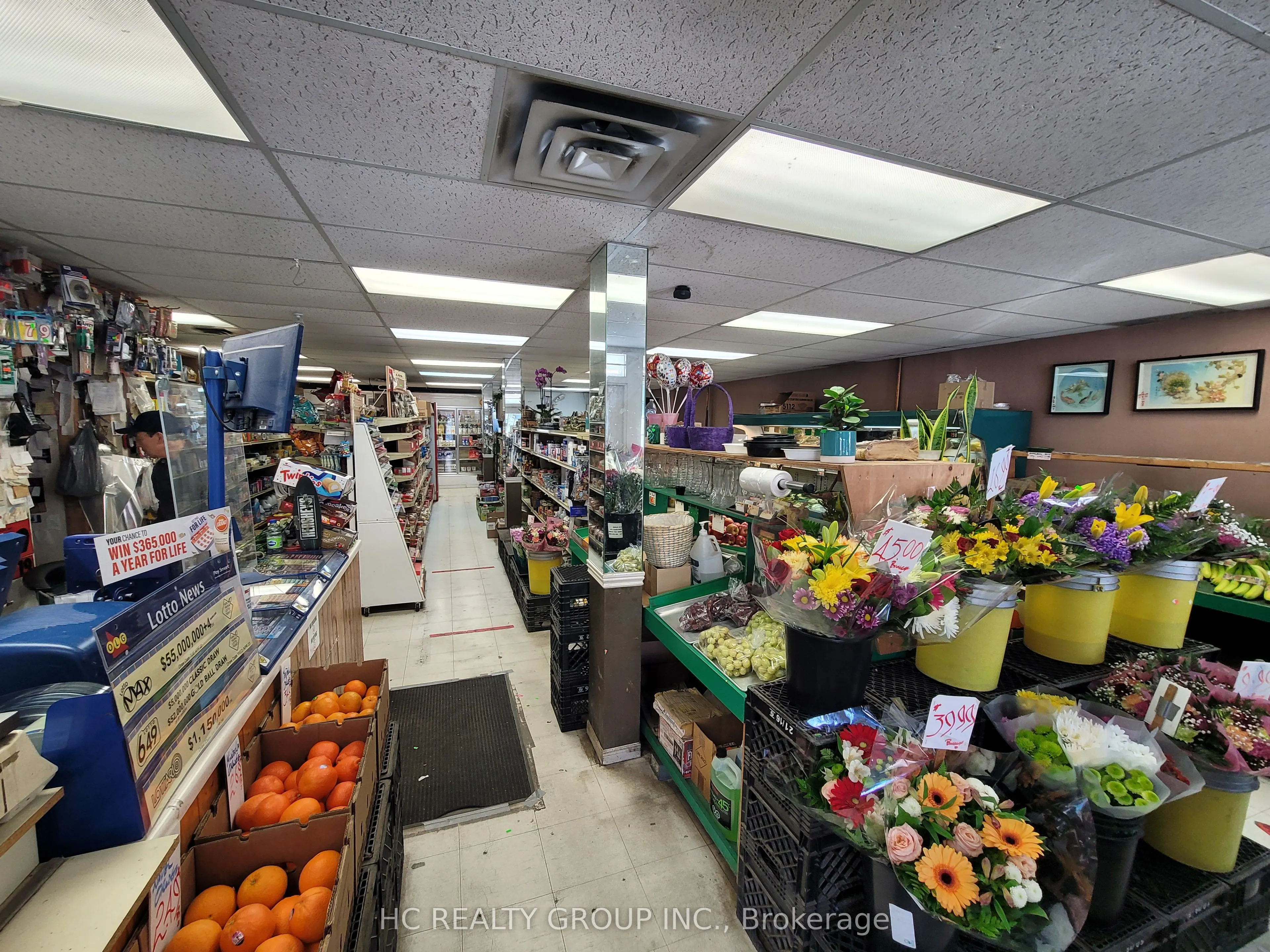 1054 COXWELL Avenue