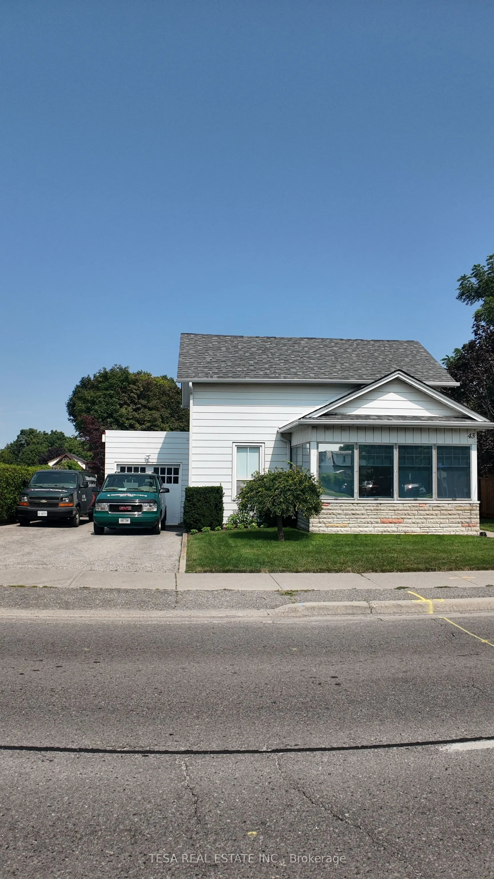 43 Park Road S