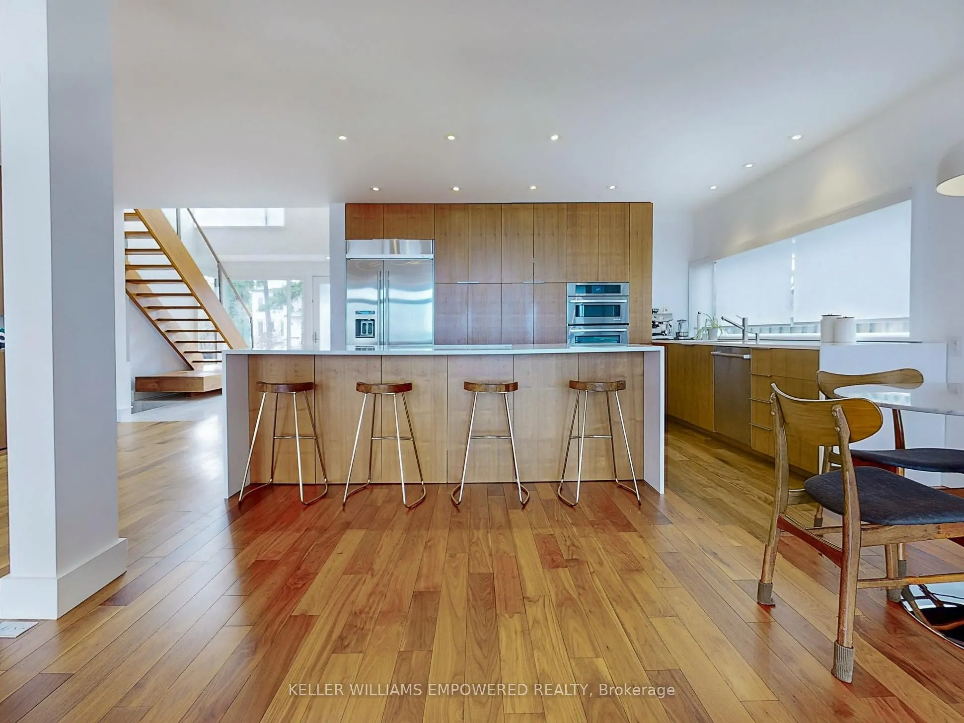9 Fenwood Heights
