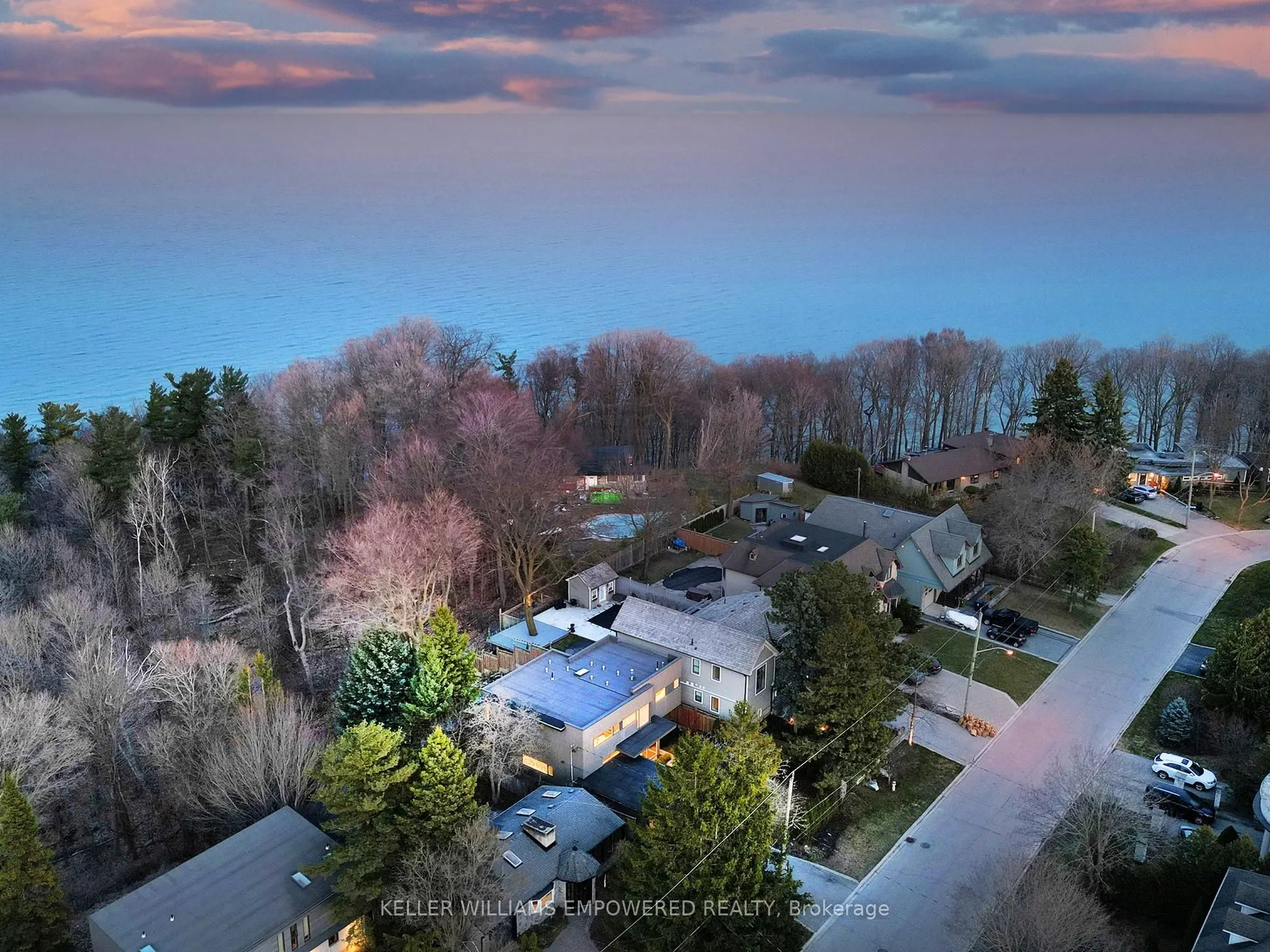 9 Fenwood Heights