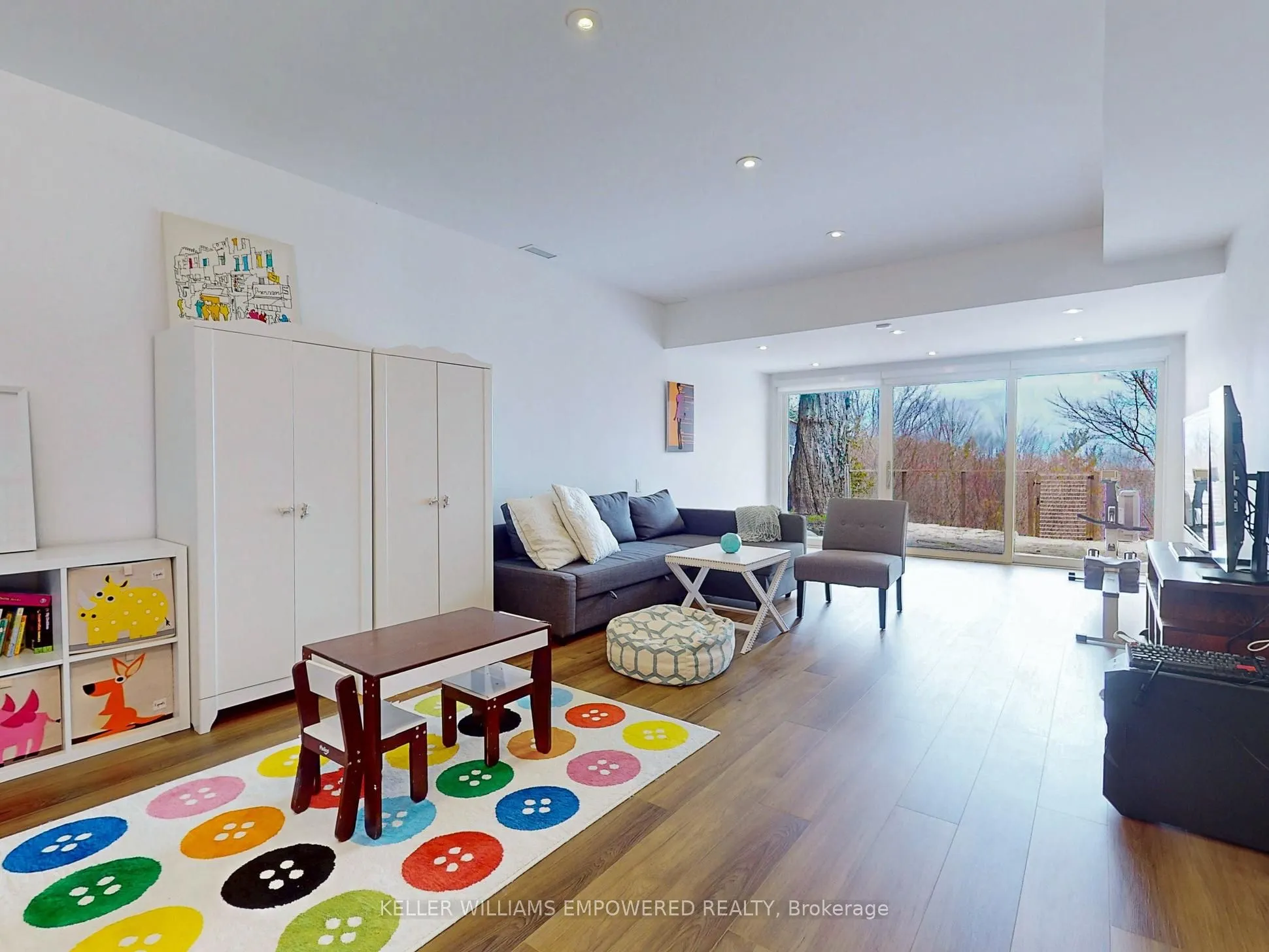 9 Fenwood Heights