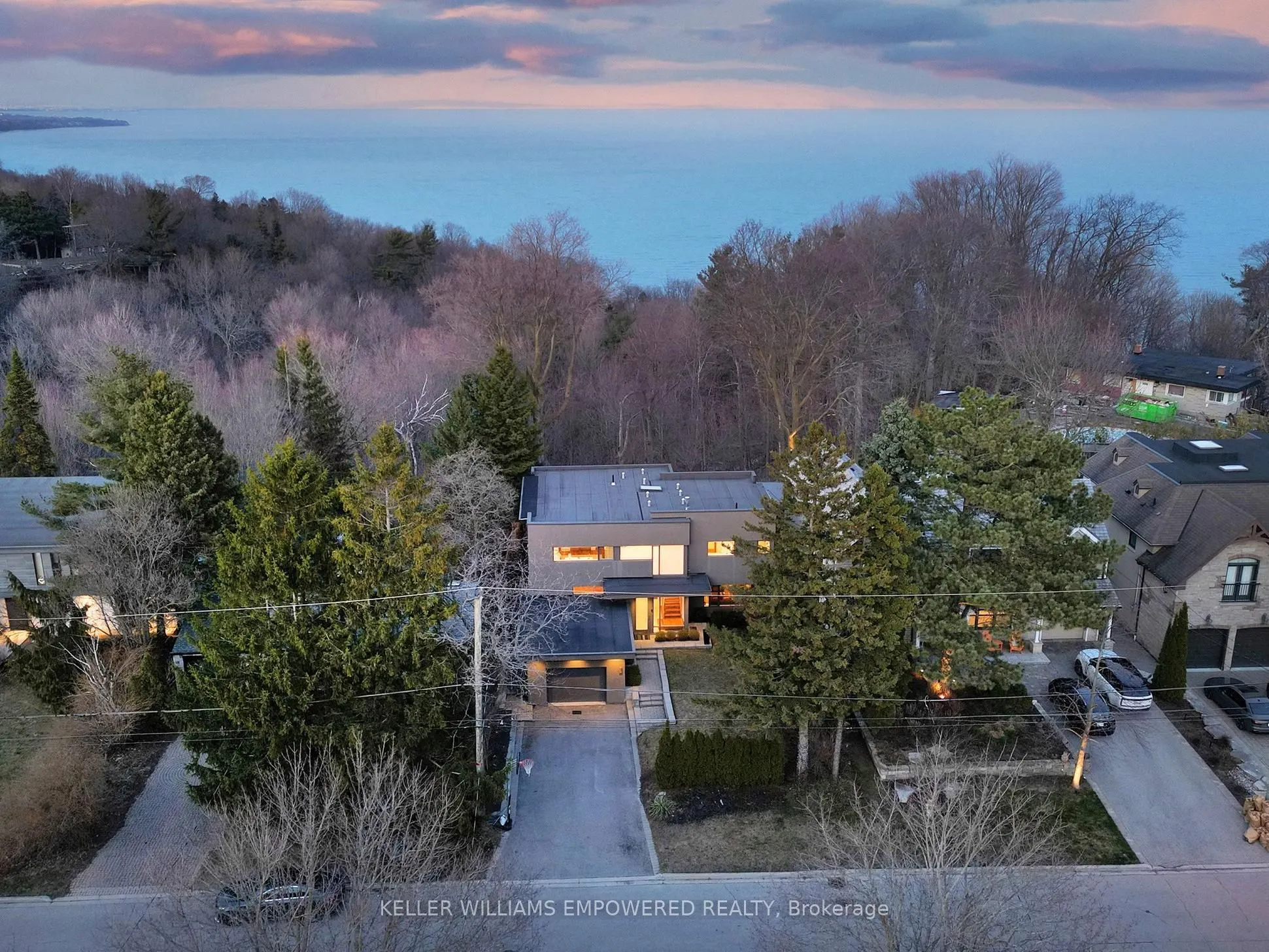 9 Fenwood Heights