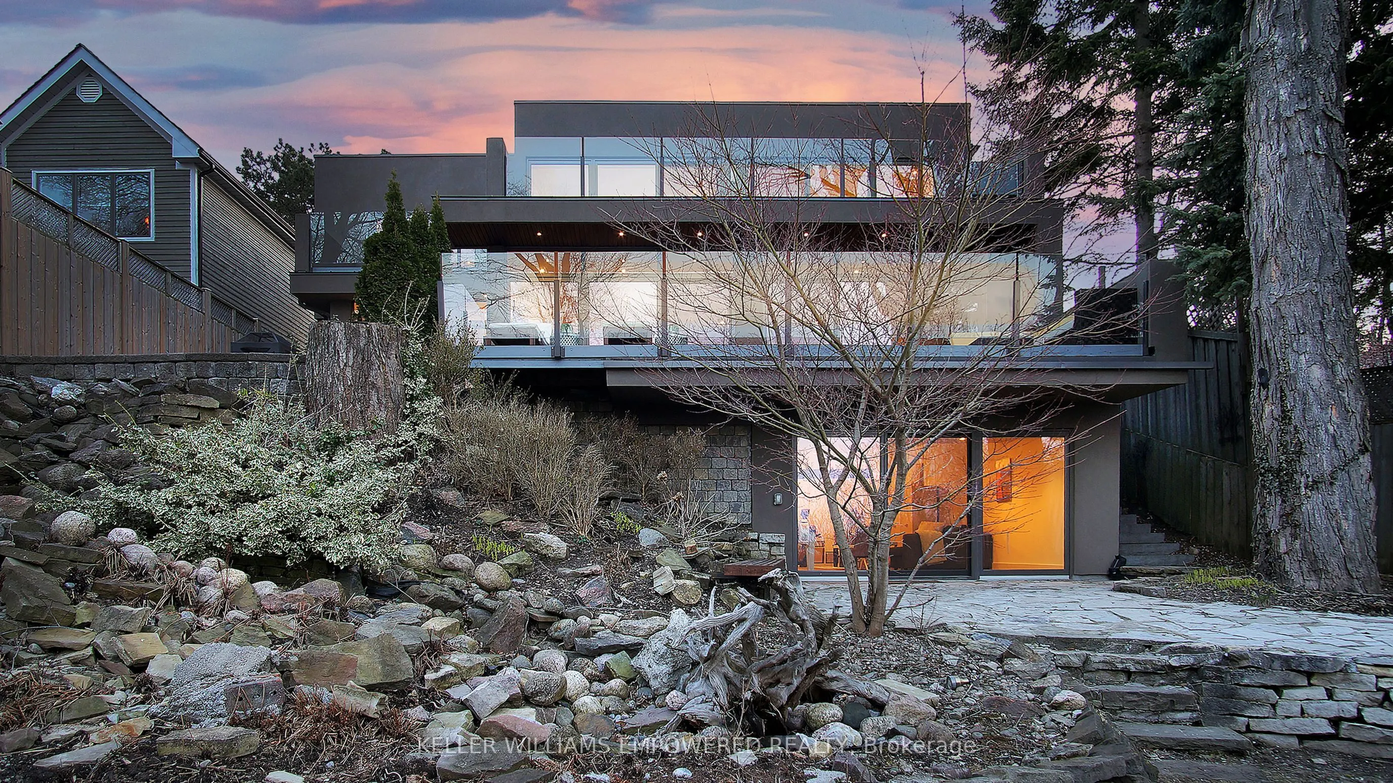 9 Fenwood Heights