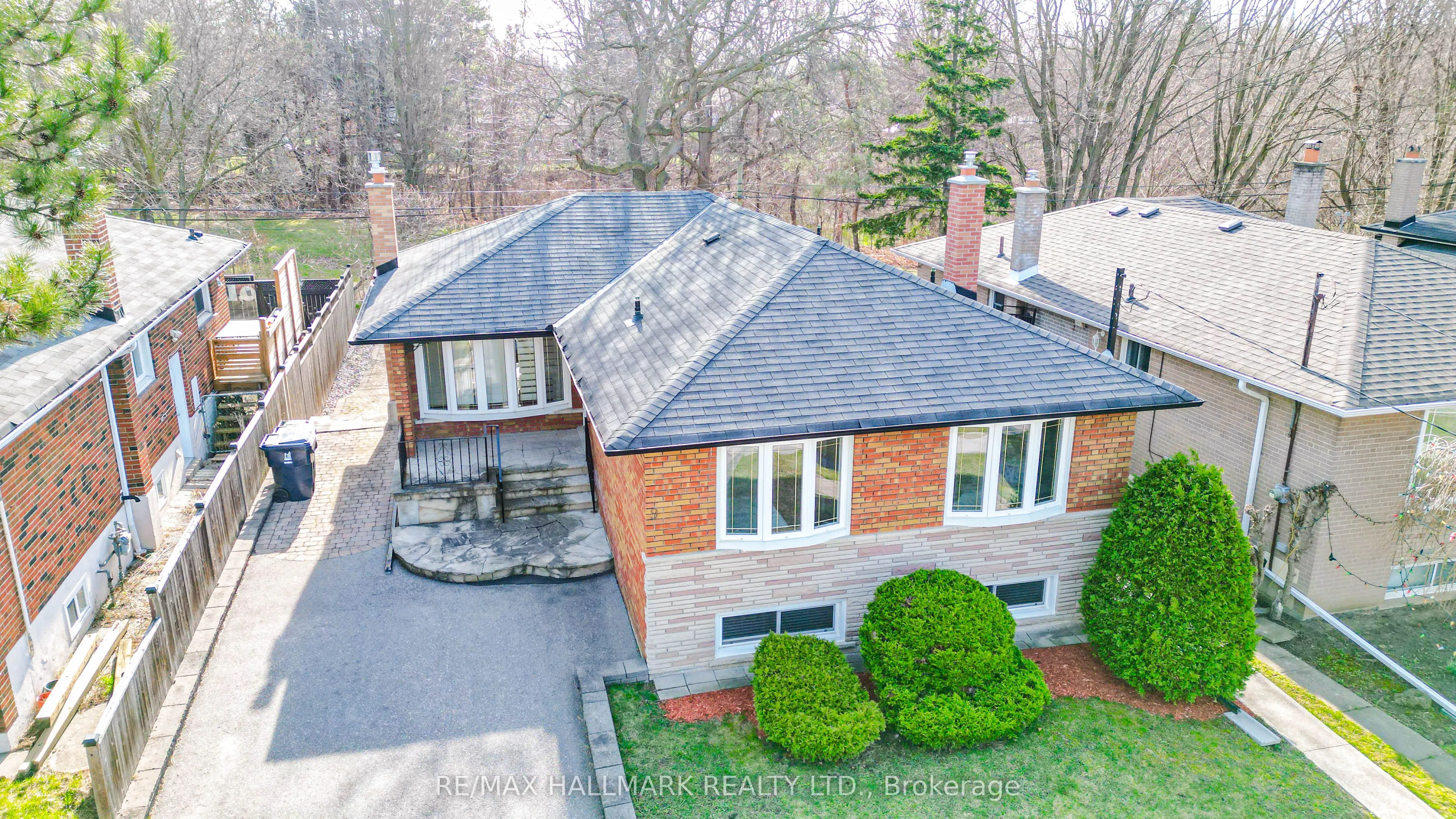 9 Amberdale Drive