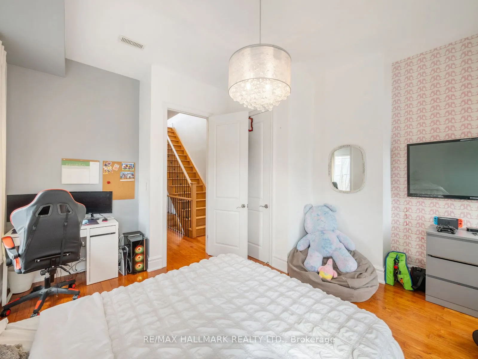 112A Morse Street