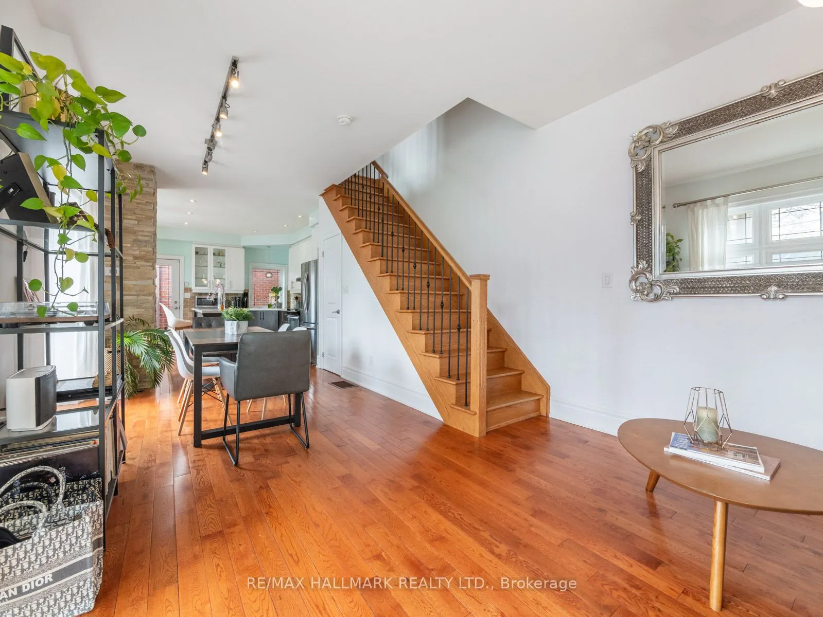 112A Morse Street