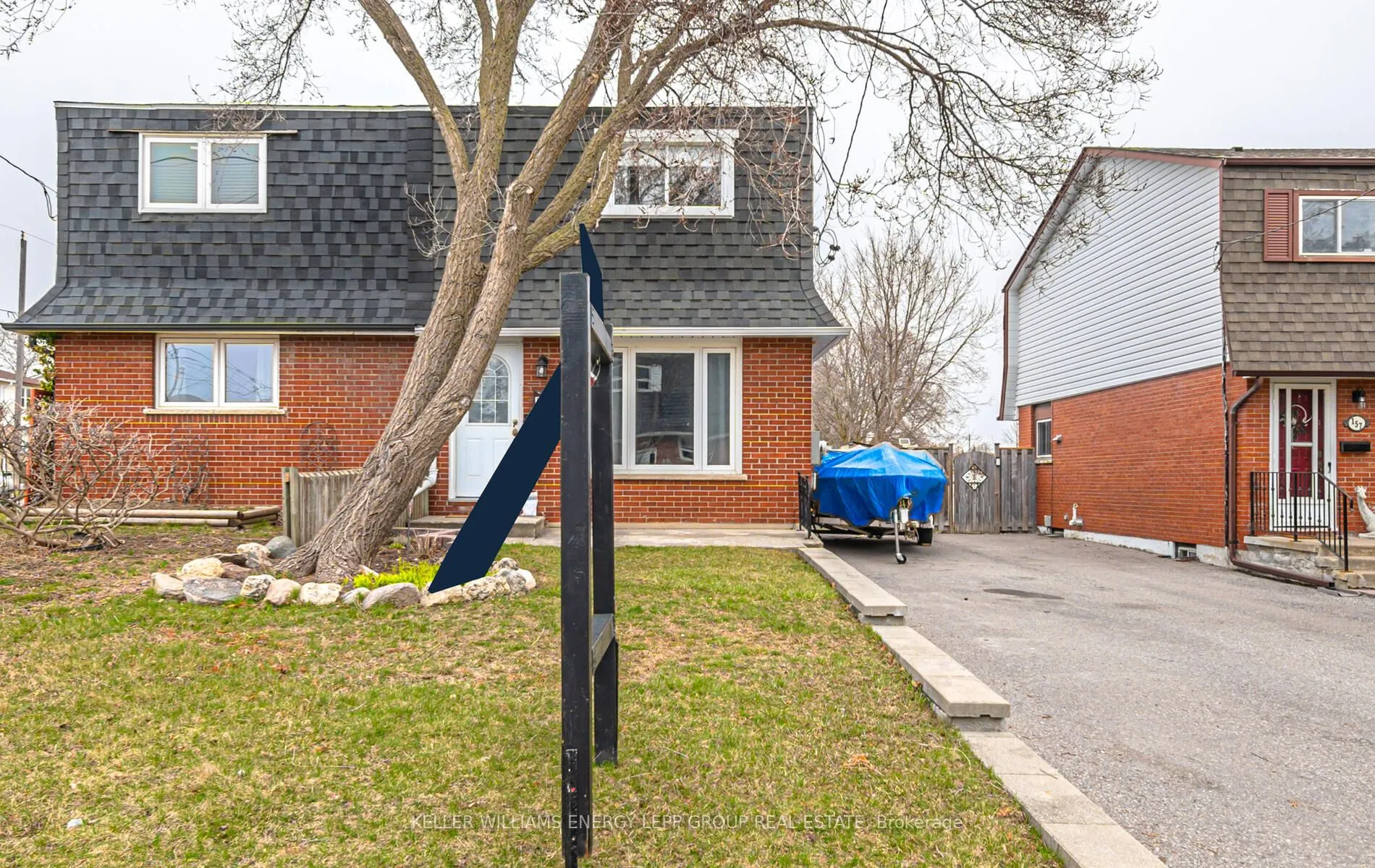 153 Barkley Crescent