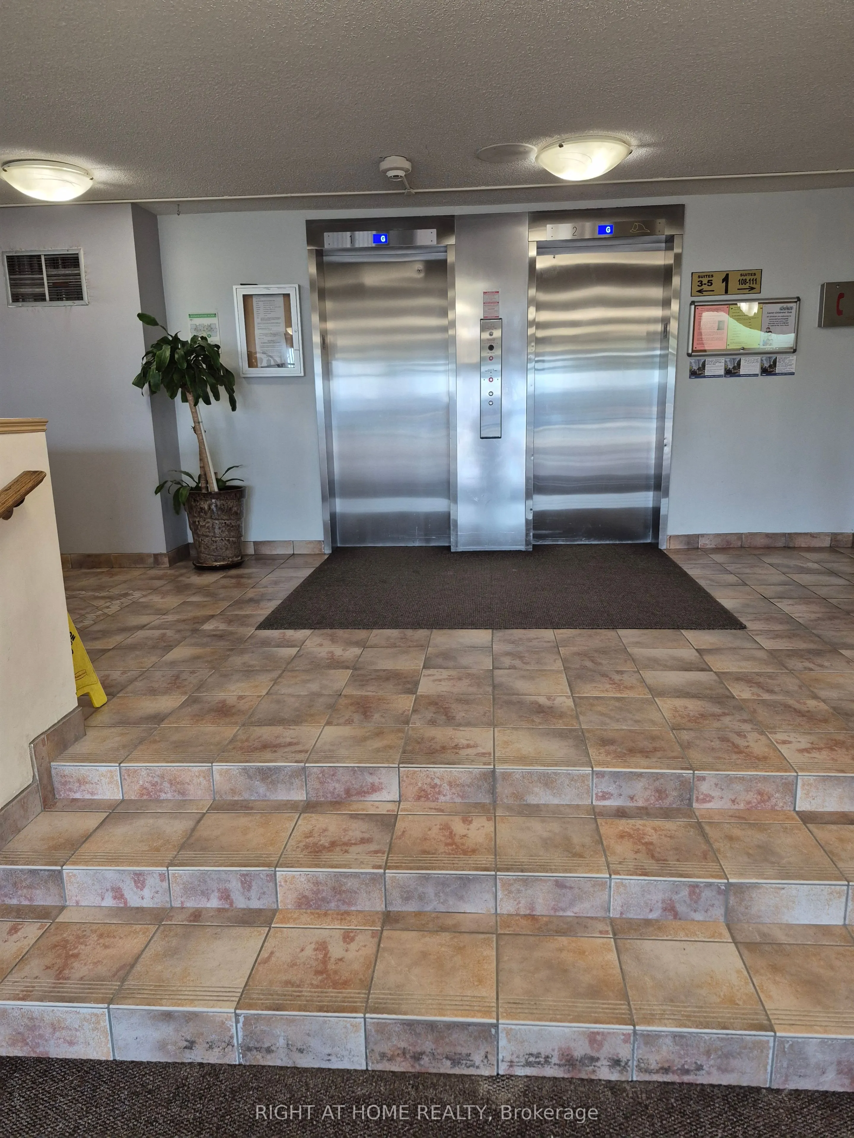 10 Tapscott Road, #602