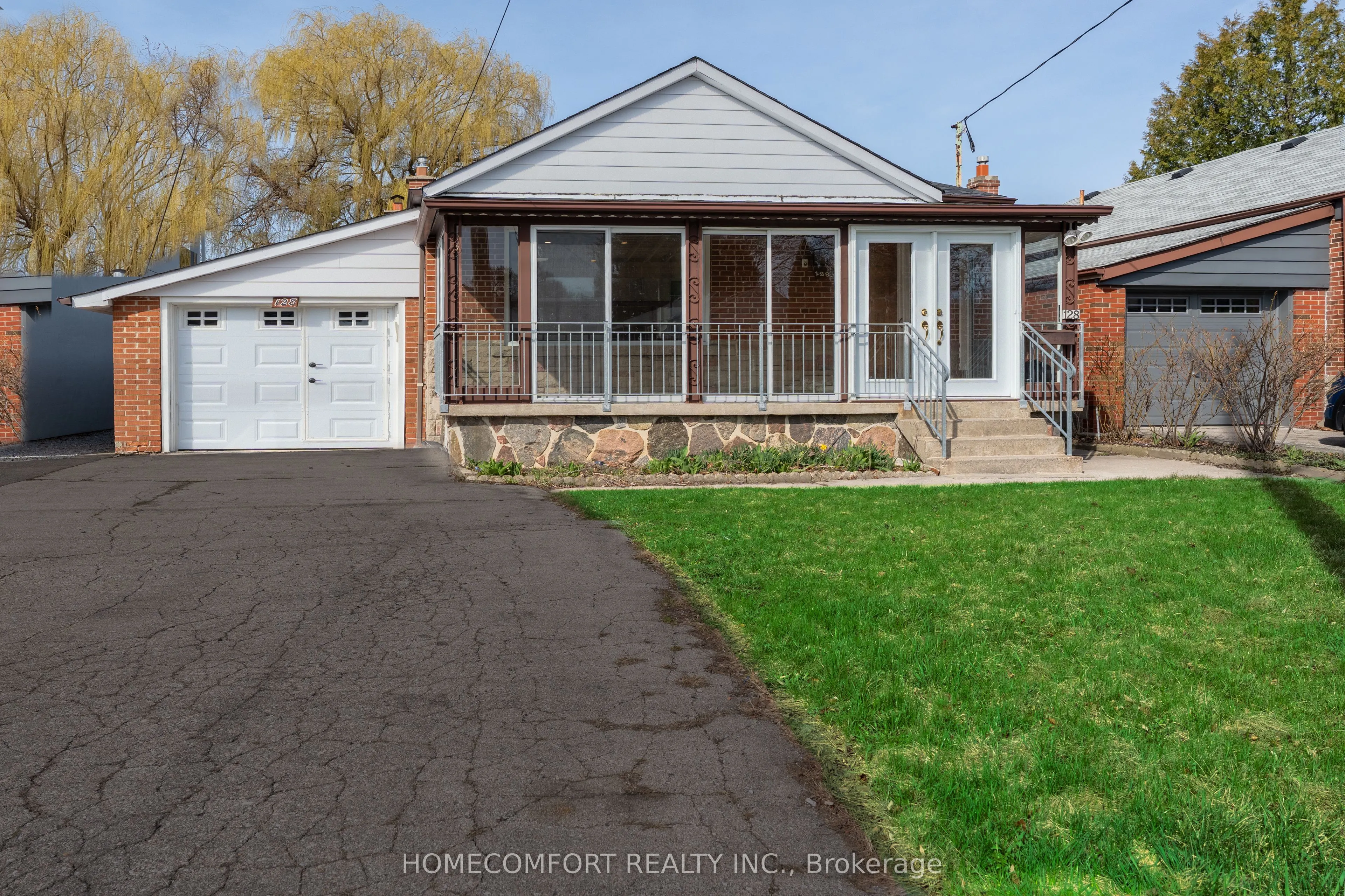 128 Rexleigh Drive