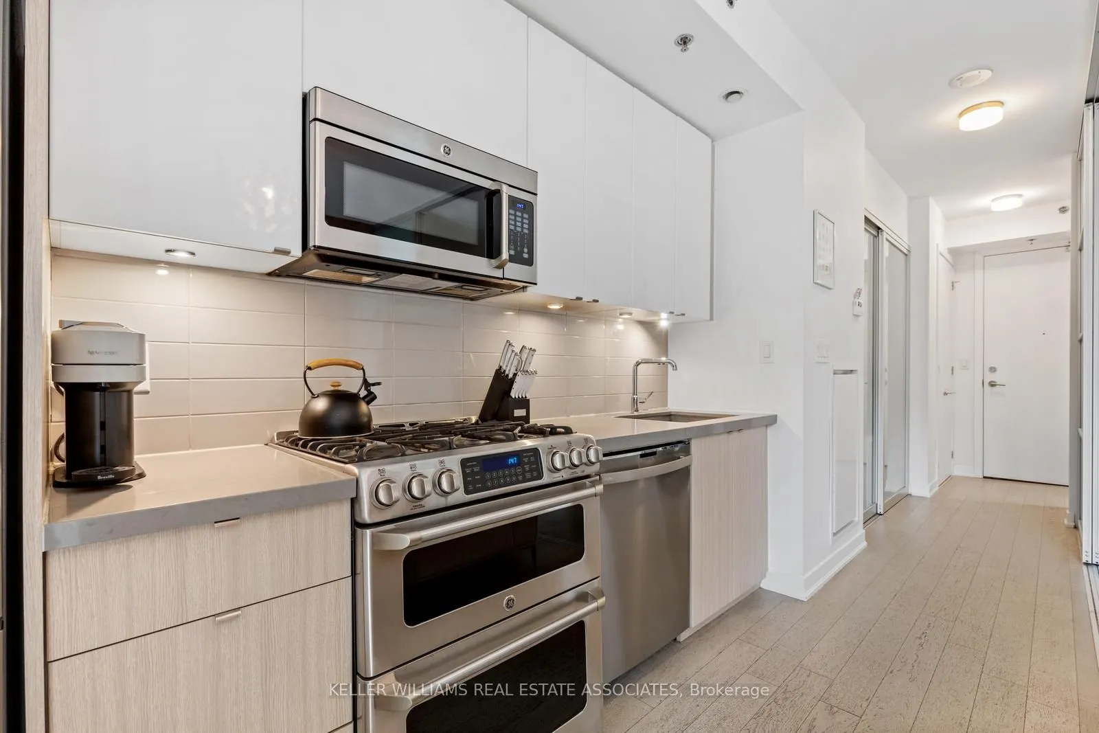 88 Colgate Avenue W, #511