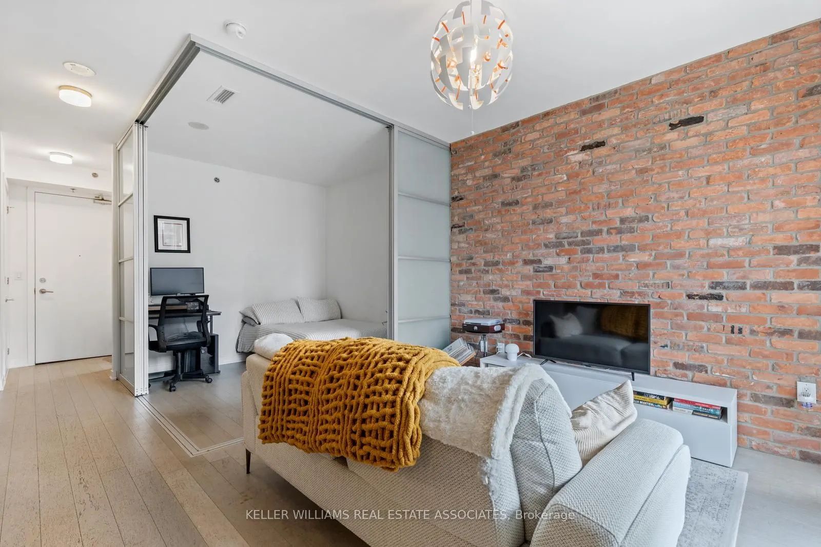 88 Colgate Avenue W, #511