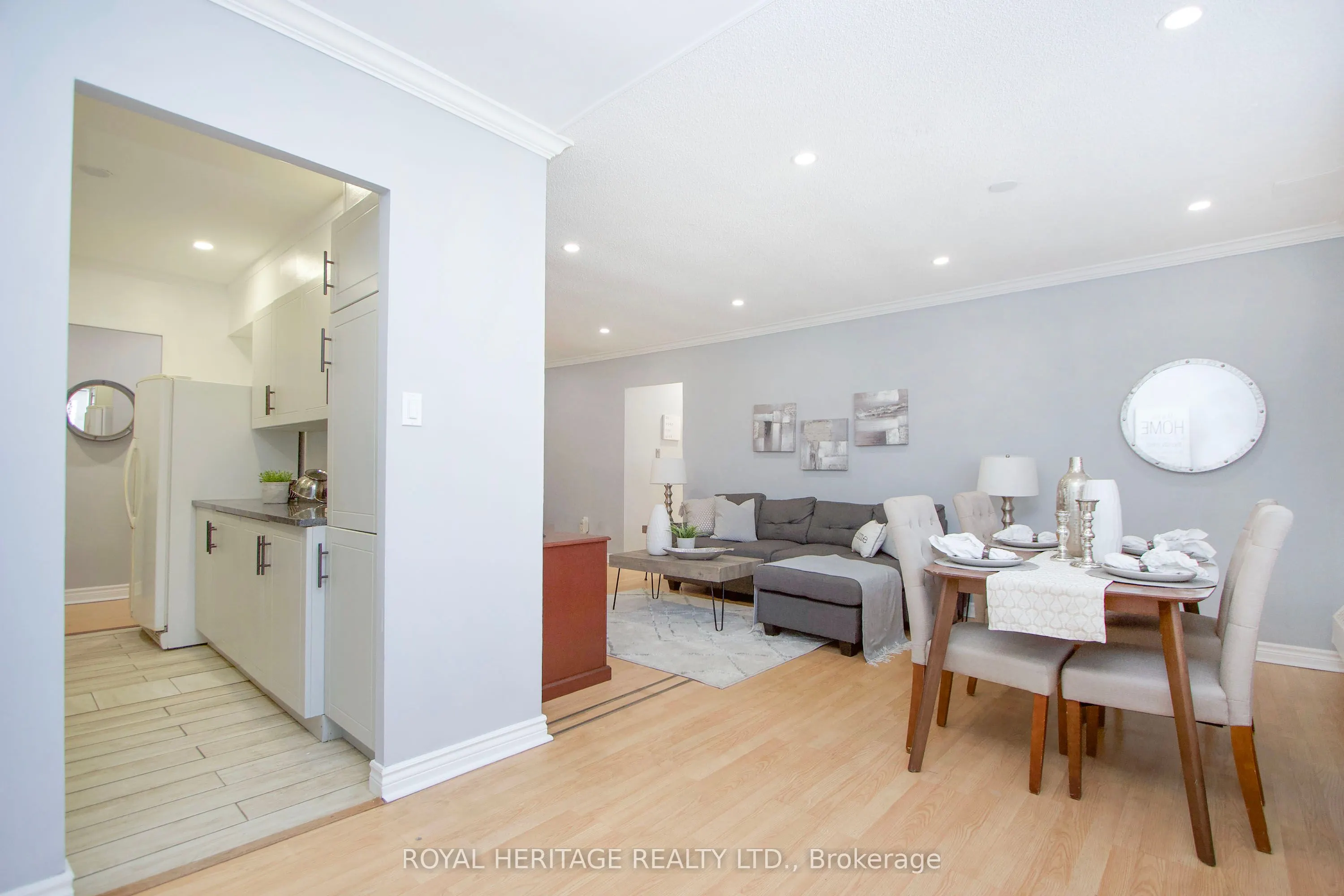 936 Glen Street #101
