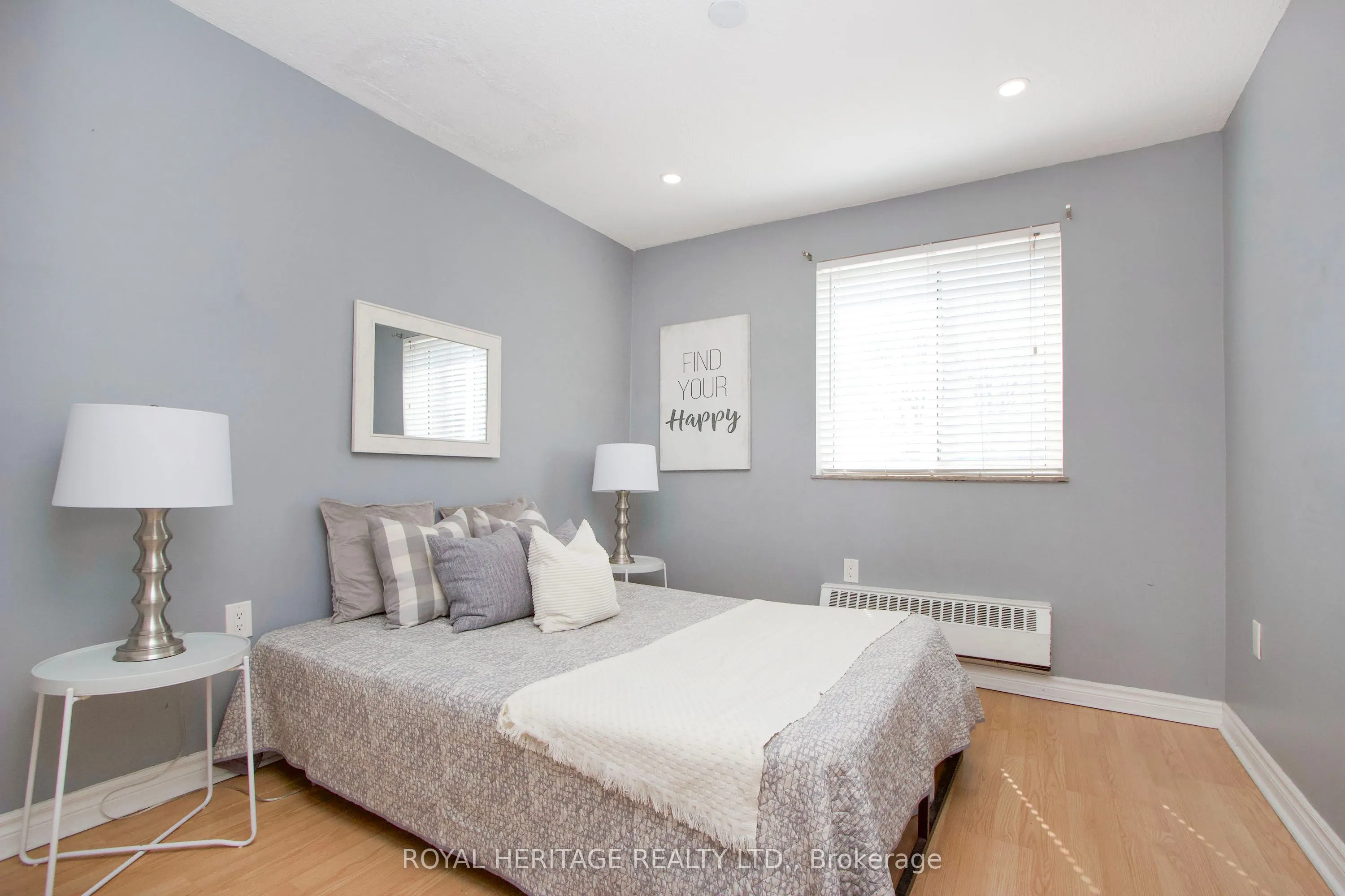 936 Glen Street #101