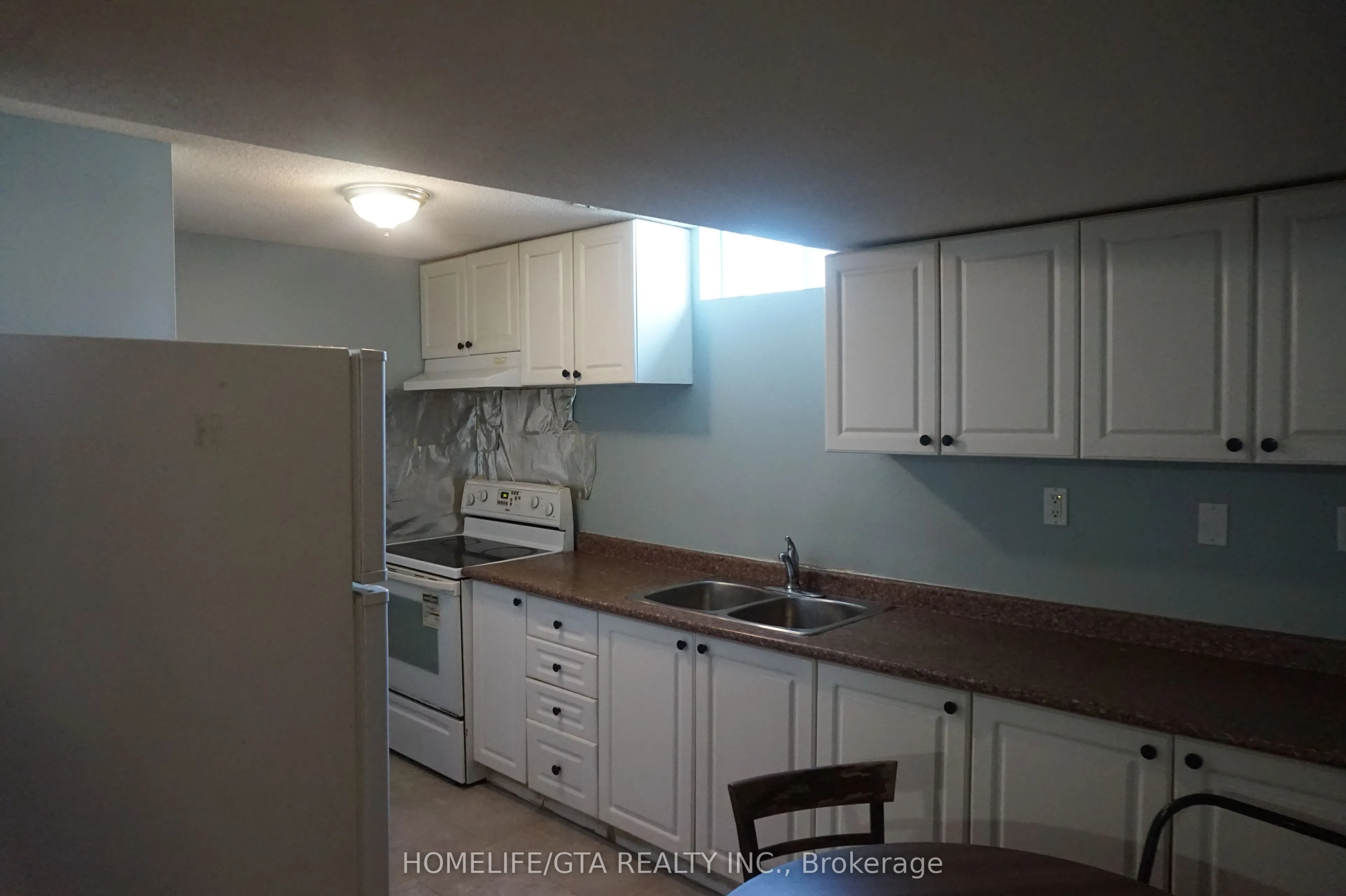 11 Flycatcher Avenue