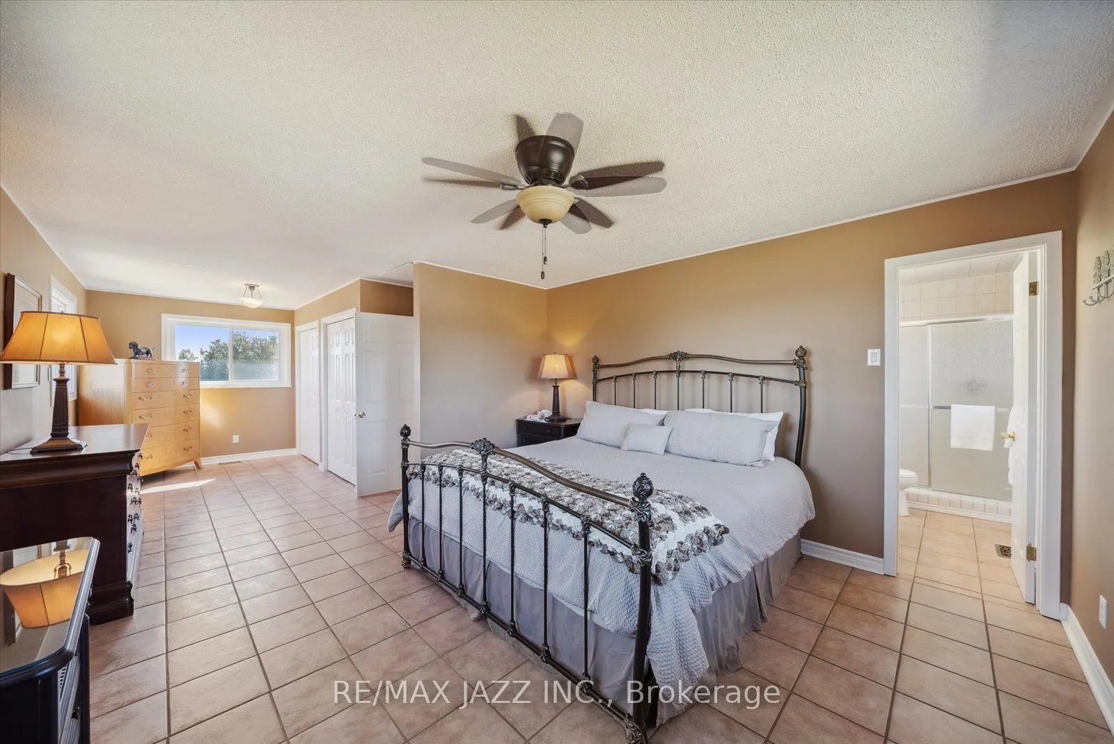 8733 Leskard Road