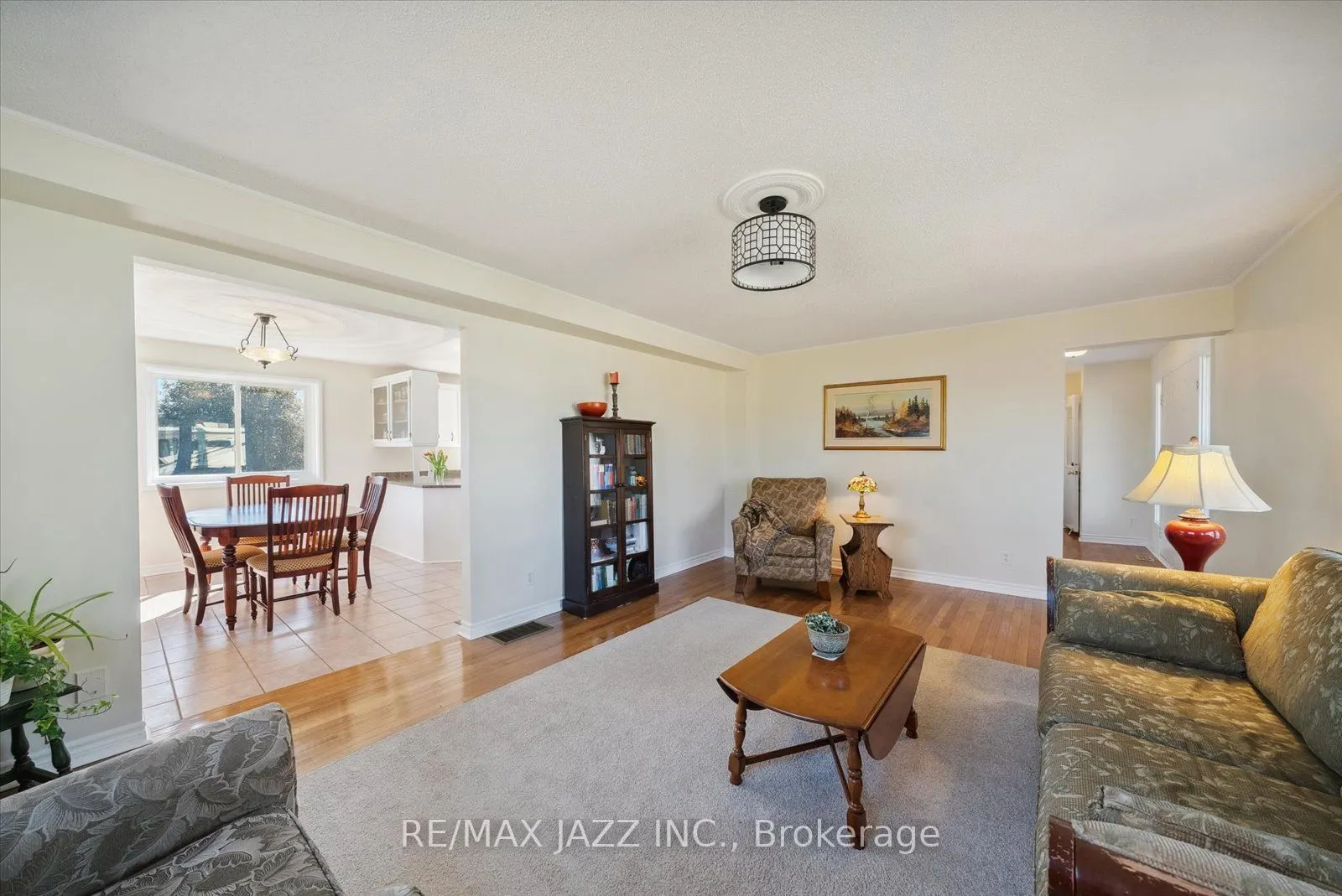 8733 Leskard Road
