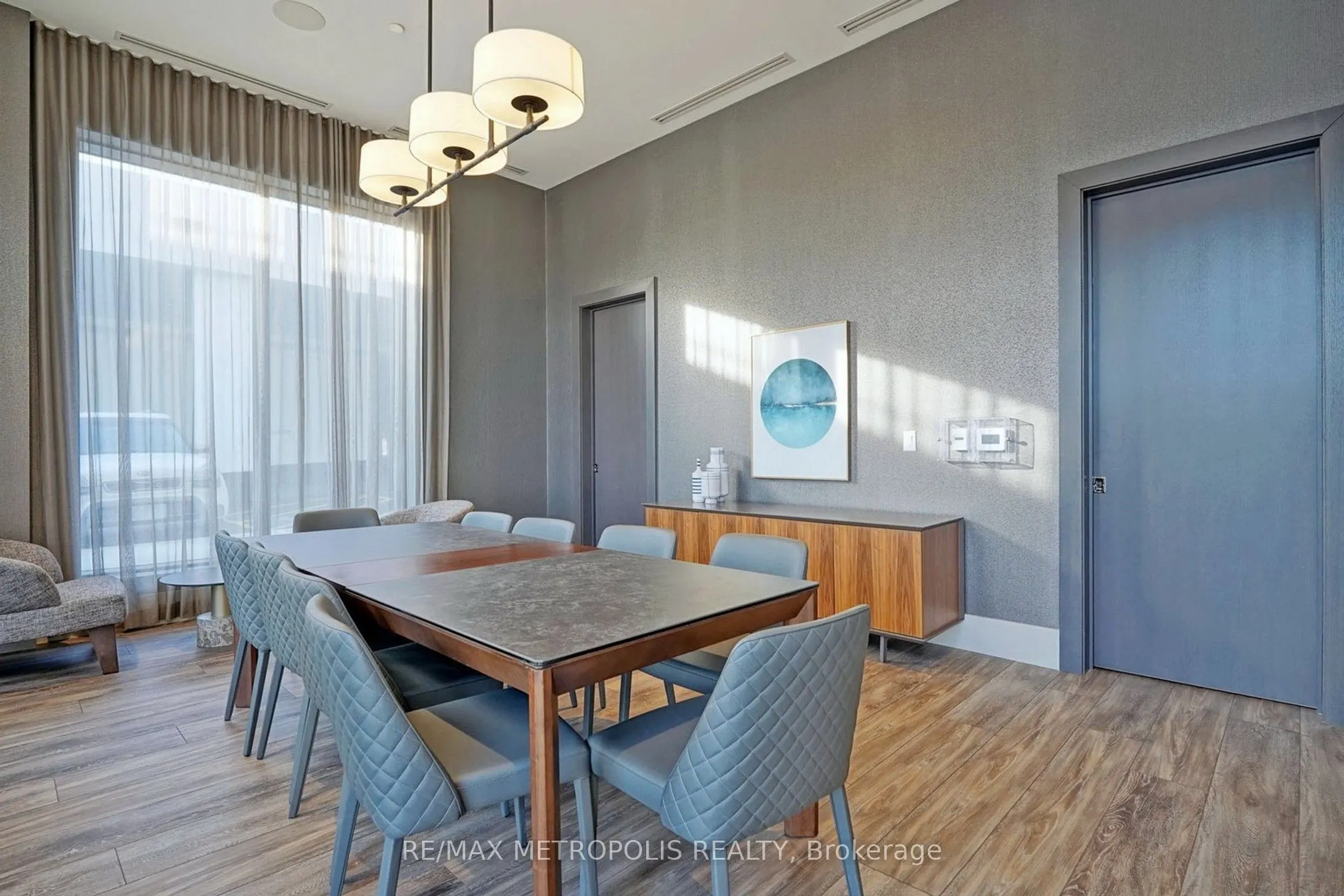 2550 Simcoe Street N, #2101