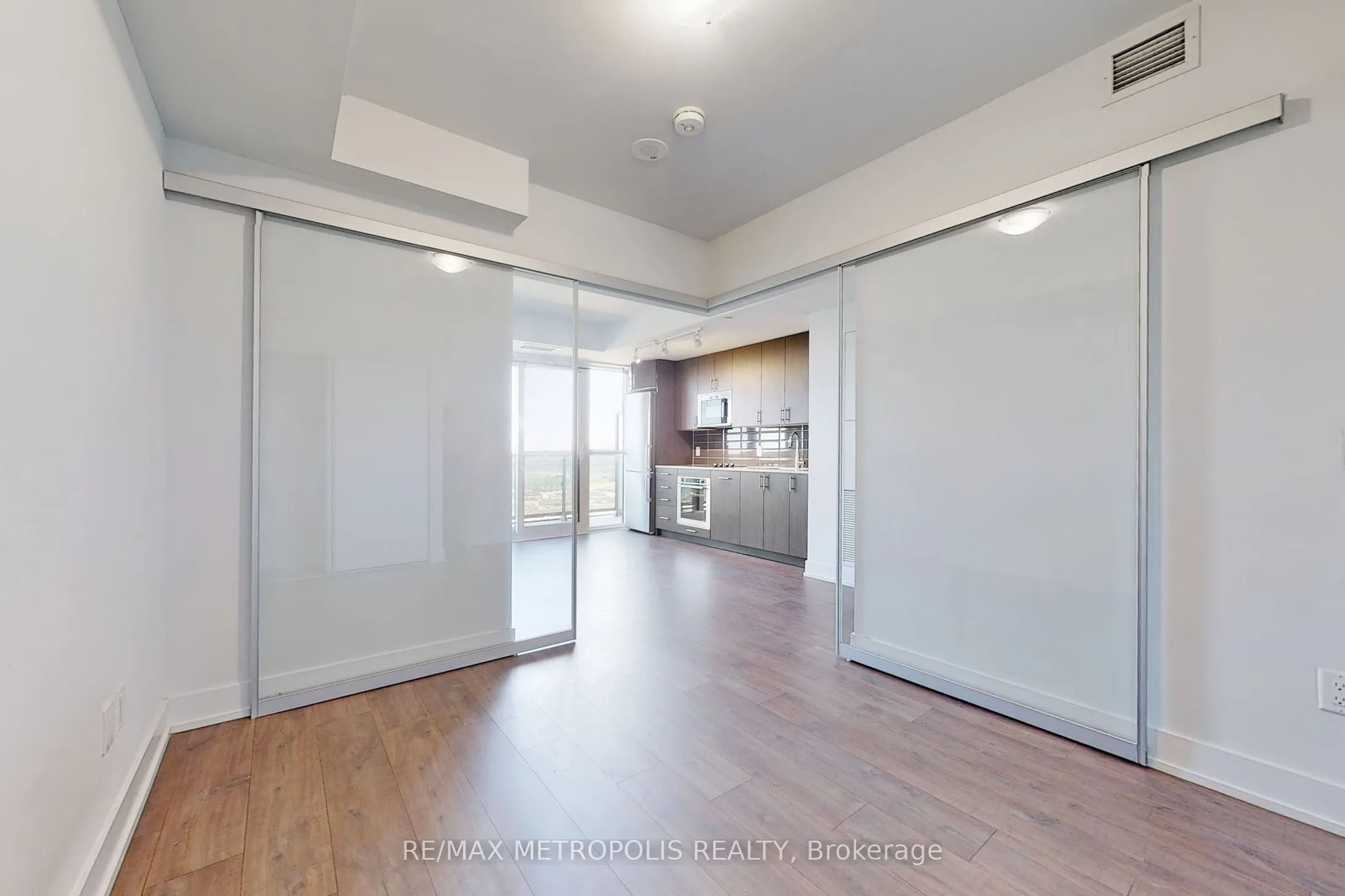 2550 Simcoe Street N, #2101