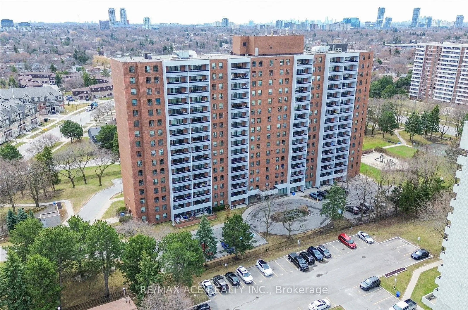 1250 Bridletowne Circle, #1204