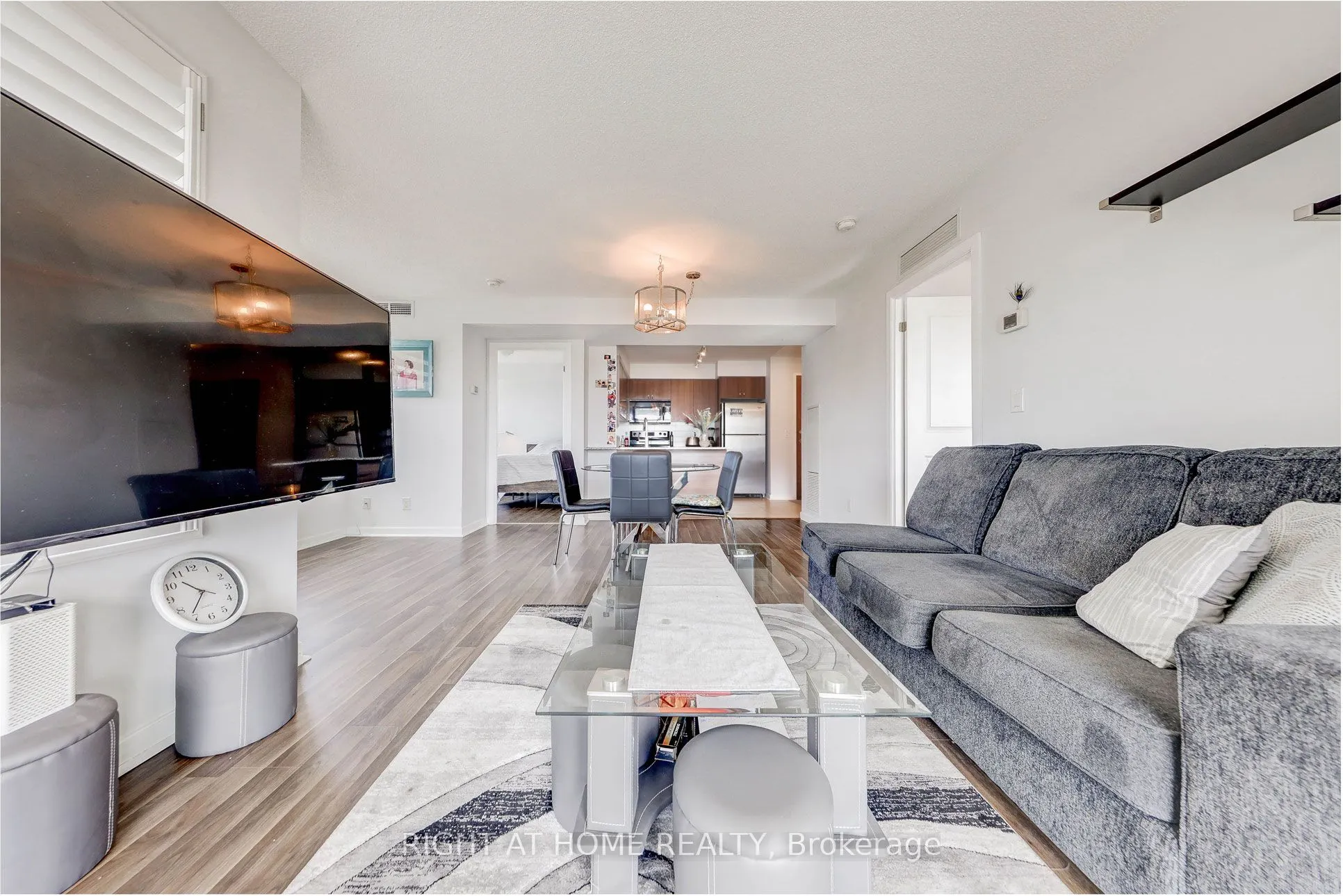1235 Bayly Street, #702