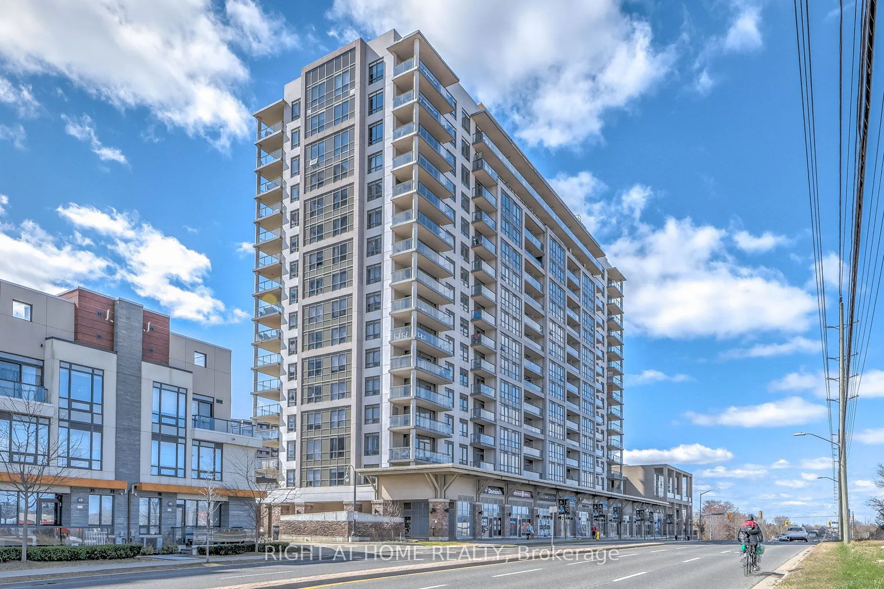 1235 Bayly Street, #702