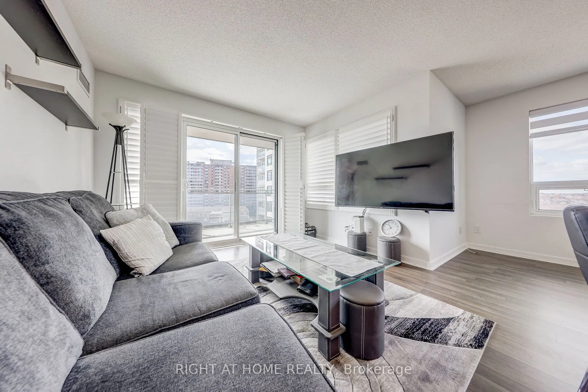1235 Bayly Street, #702