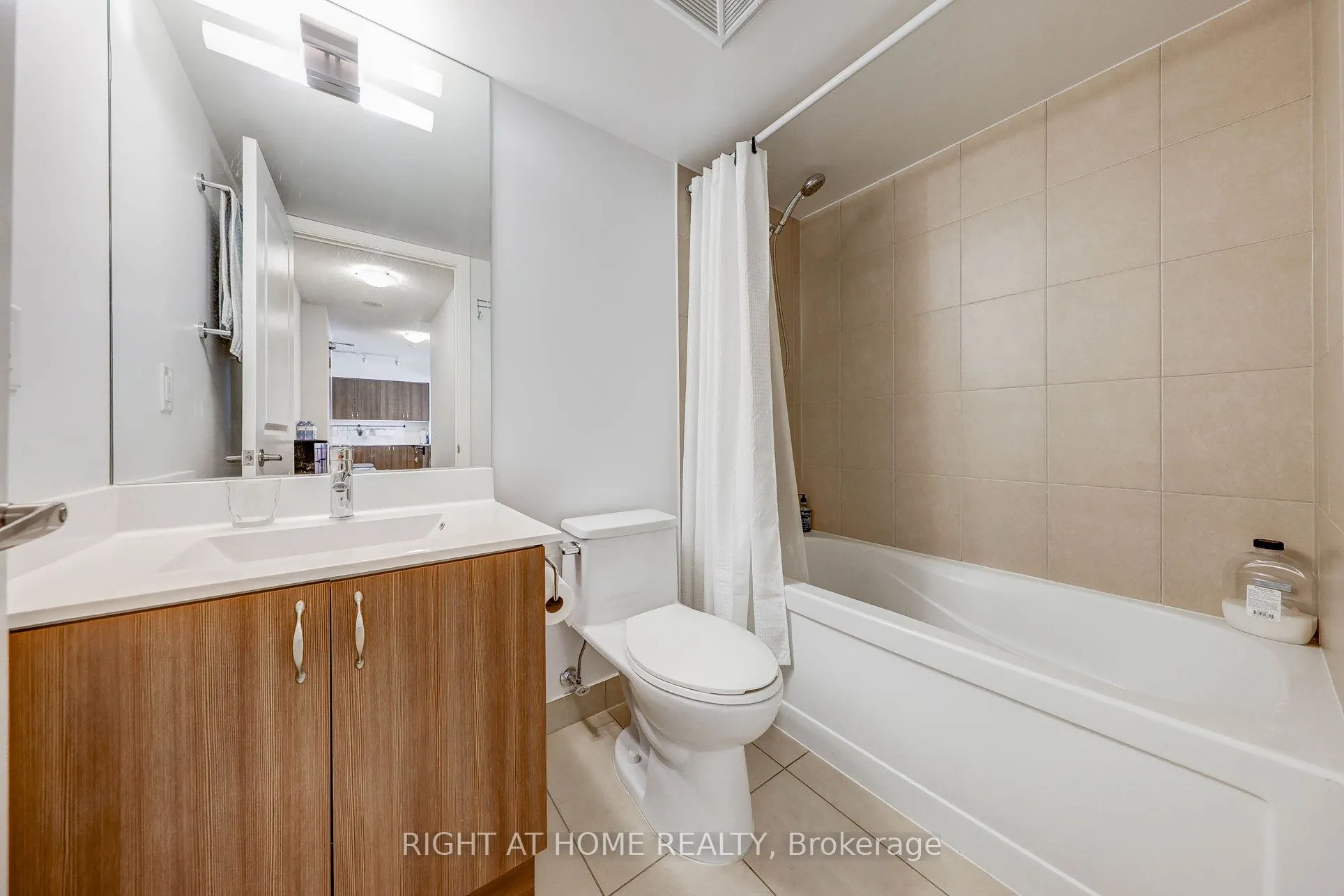 1235 Bayly Street, #702