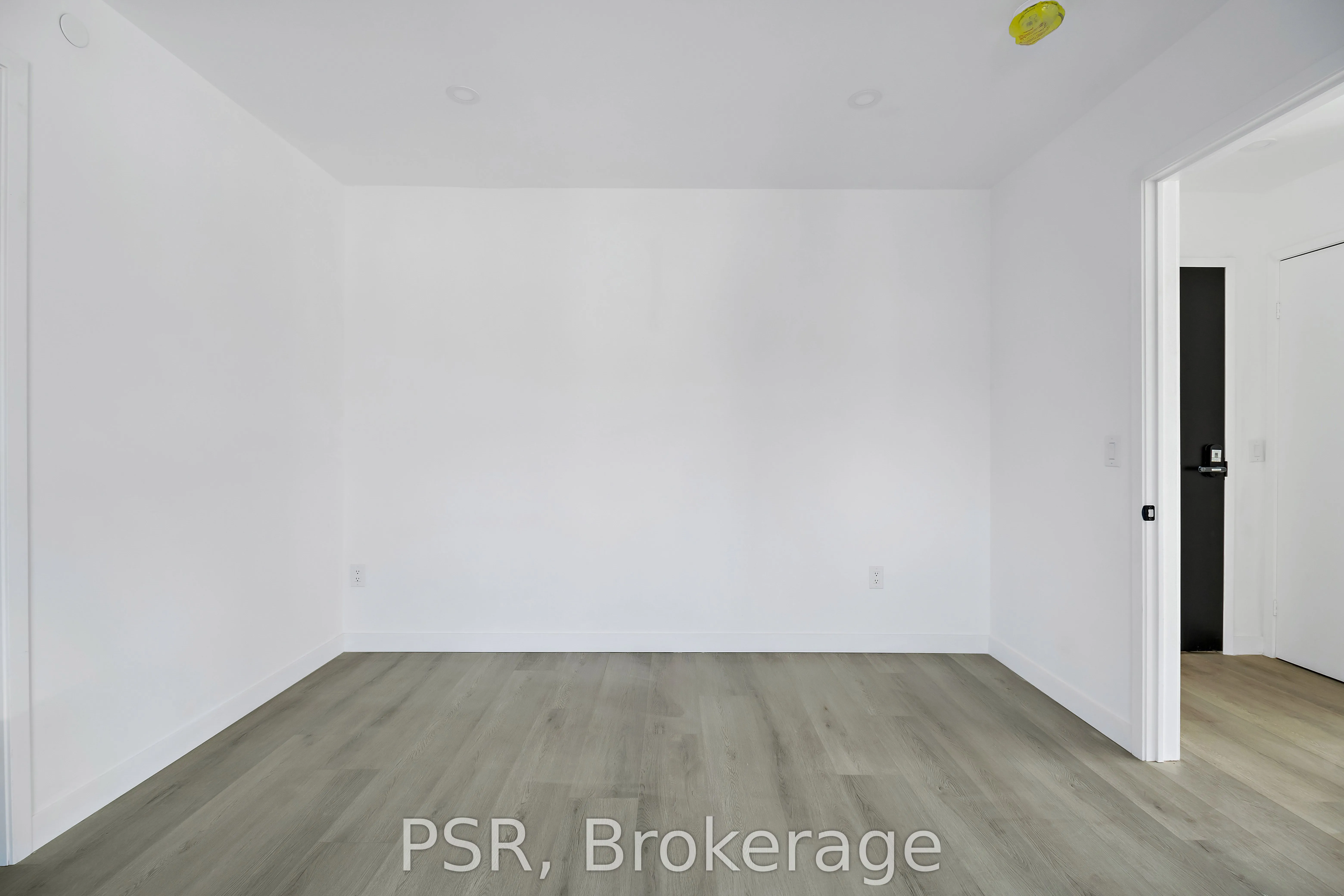 61 Orchard Park Drive, #201