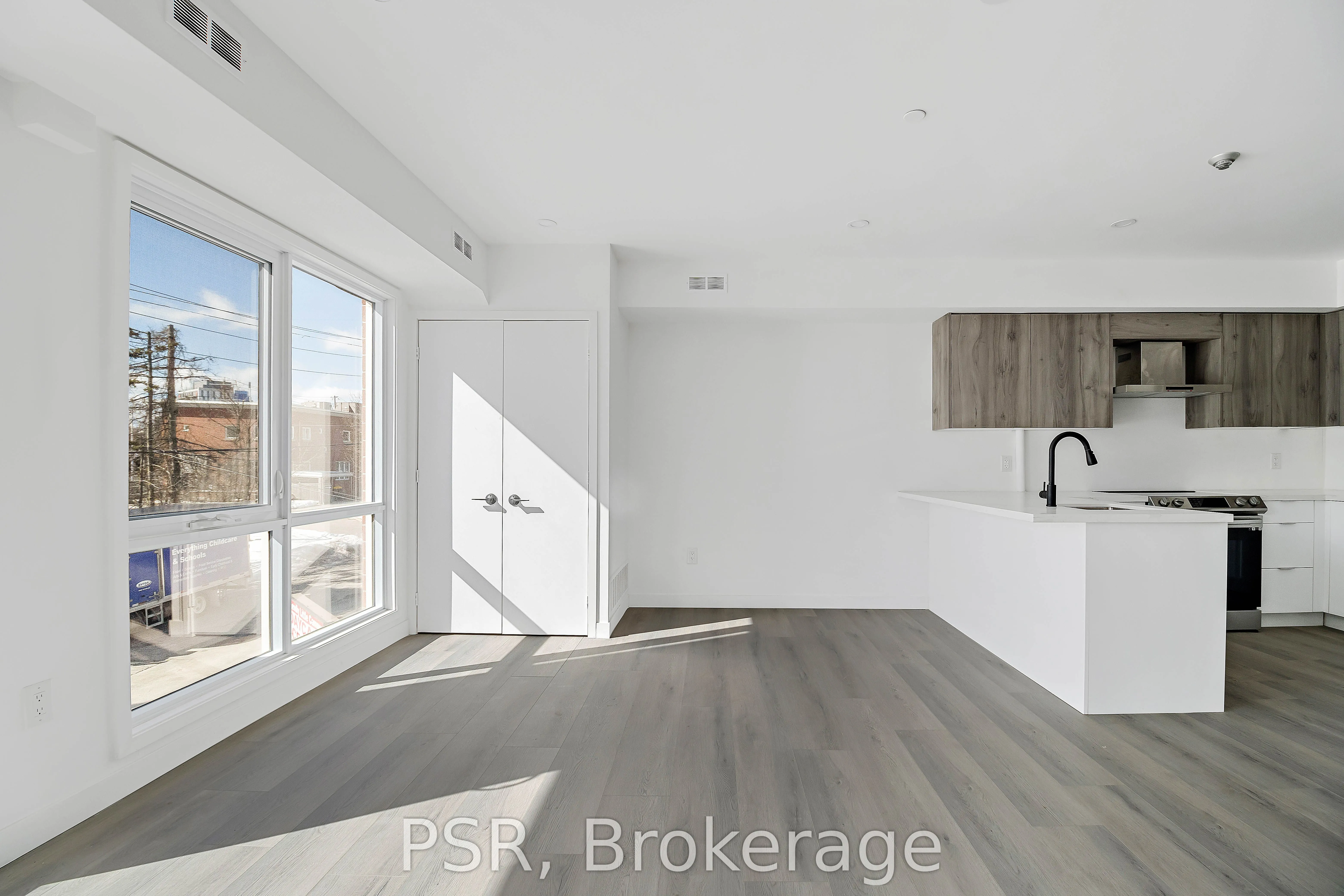 61 Orchard Park Drive, #201
