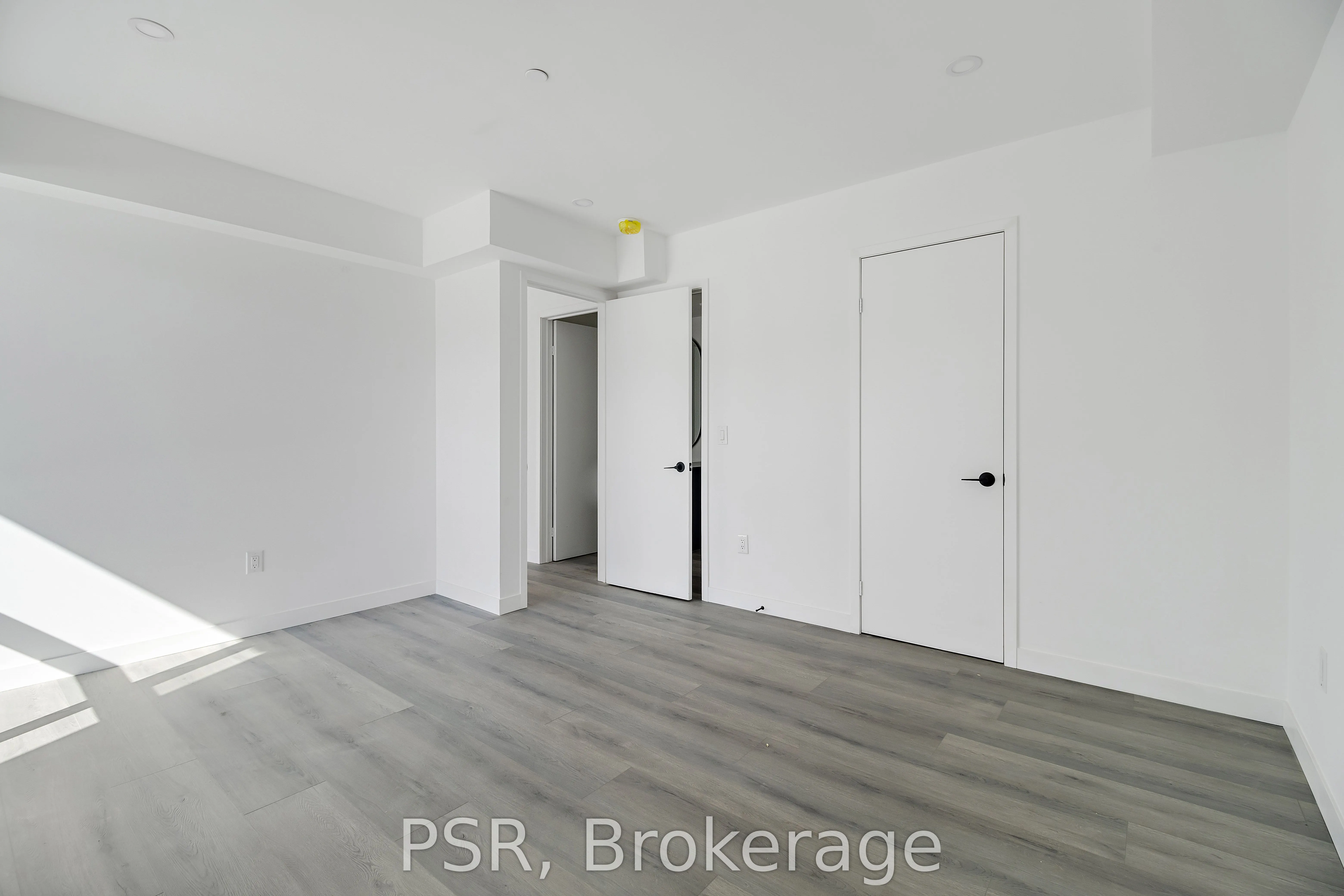 61 Orchard Park Drive, #201